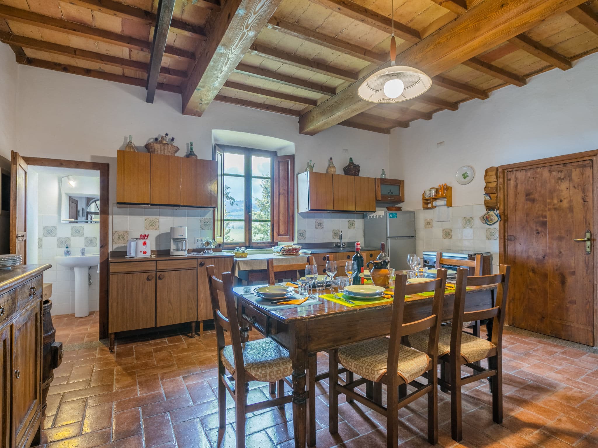 Kitchen / Dining Room