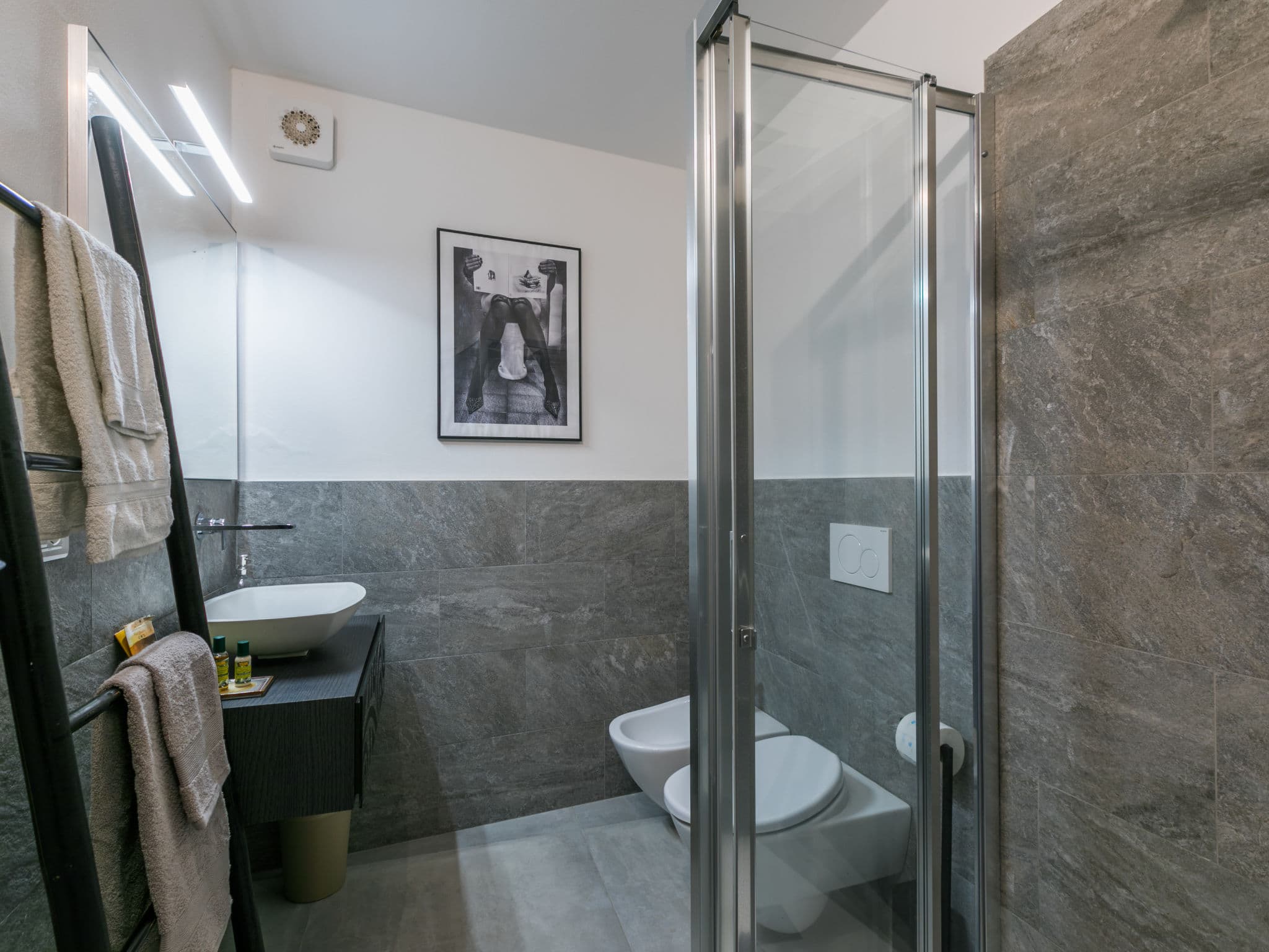 Bathroom / Wellness