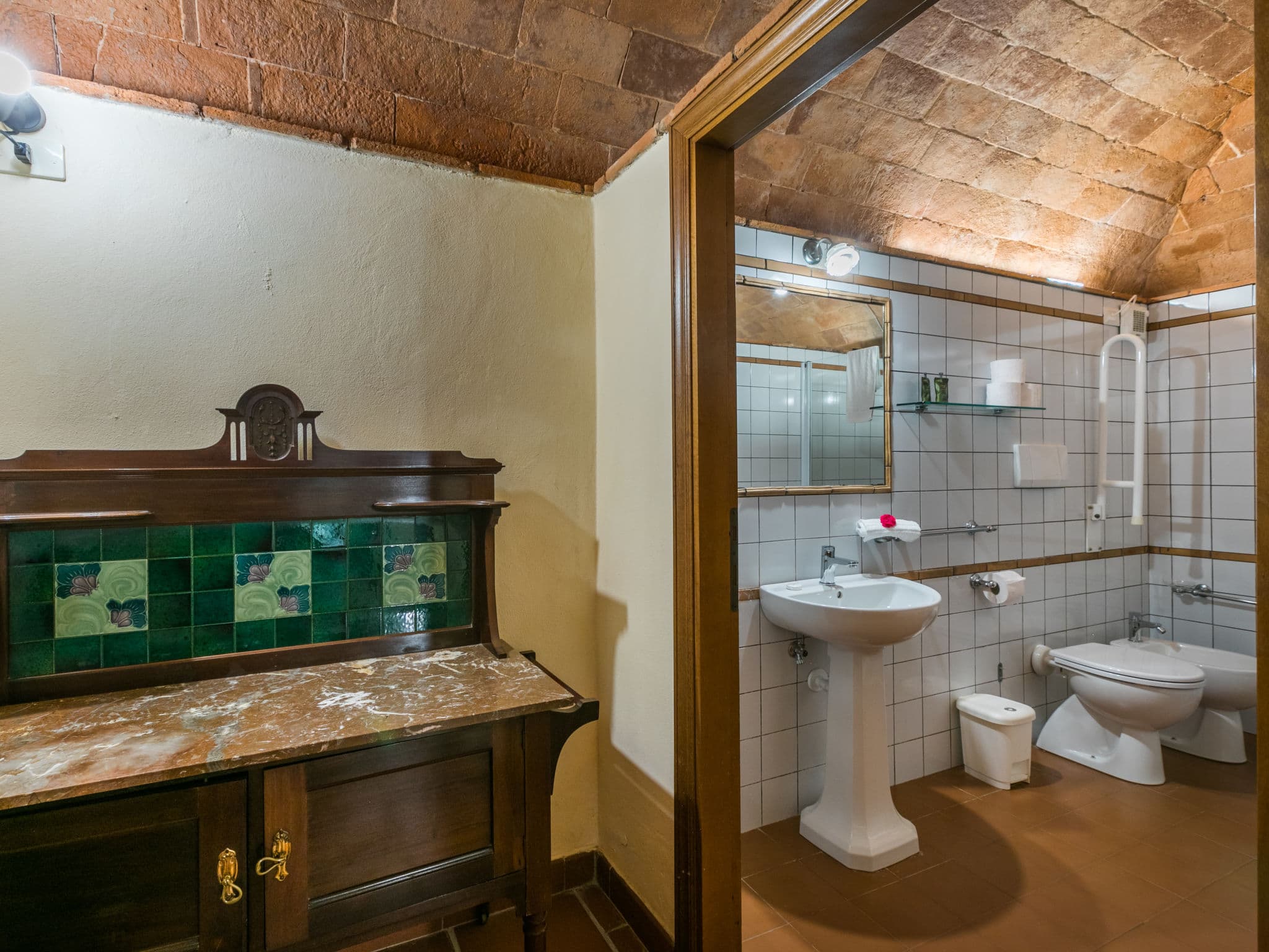 Bathroom / Wellness