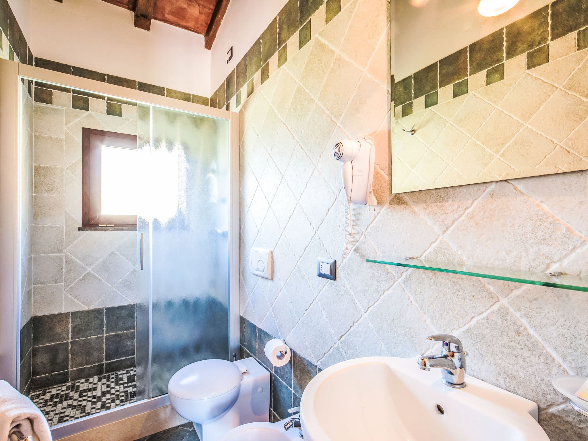 Bathroom / Wellness