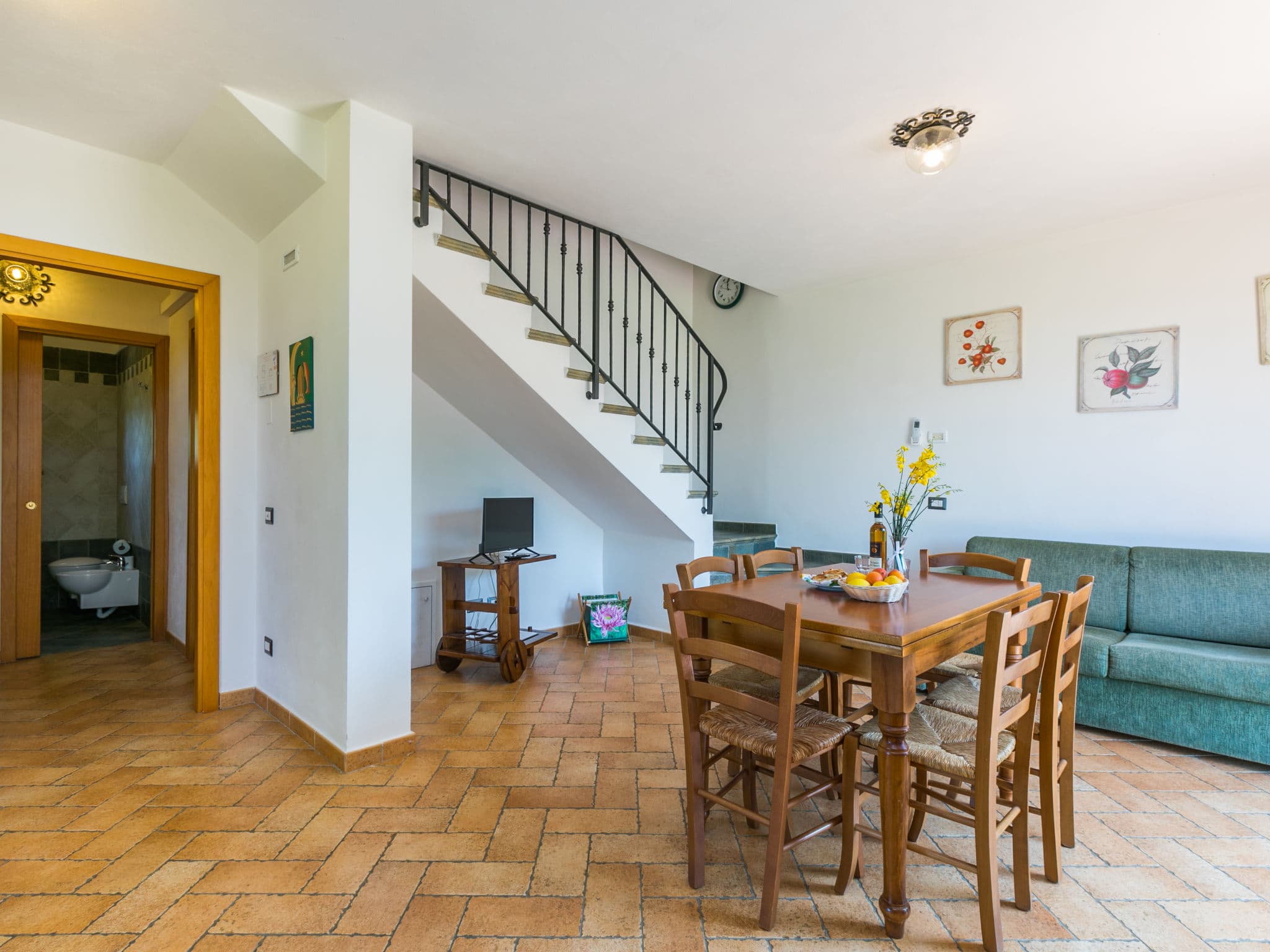 Kitchen / Dining Room