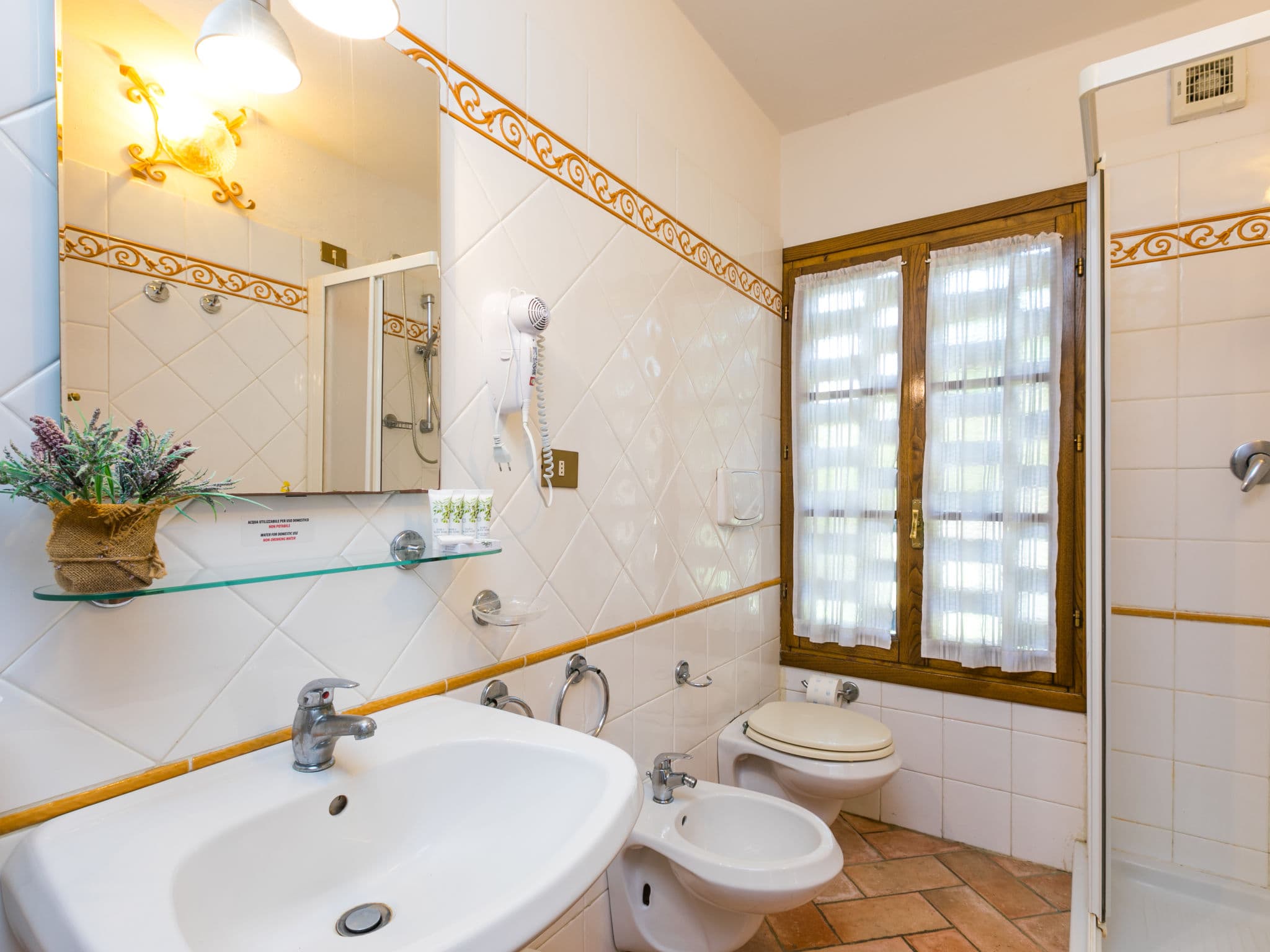 Bathroom / Wellness