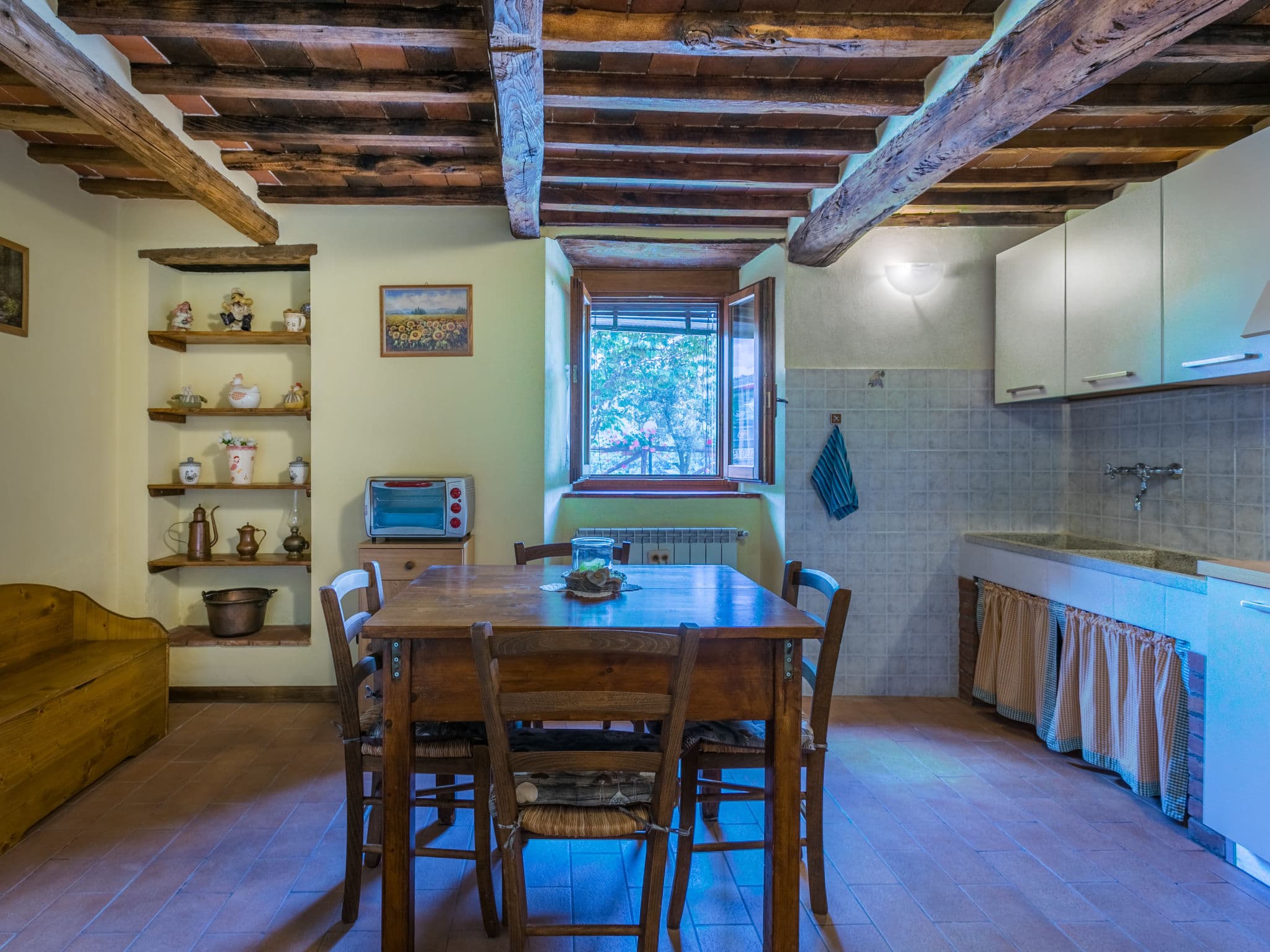 Kitchen / Dining Room