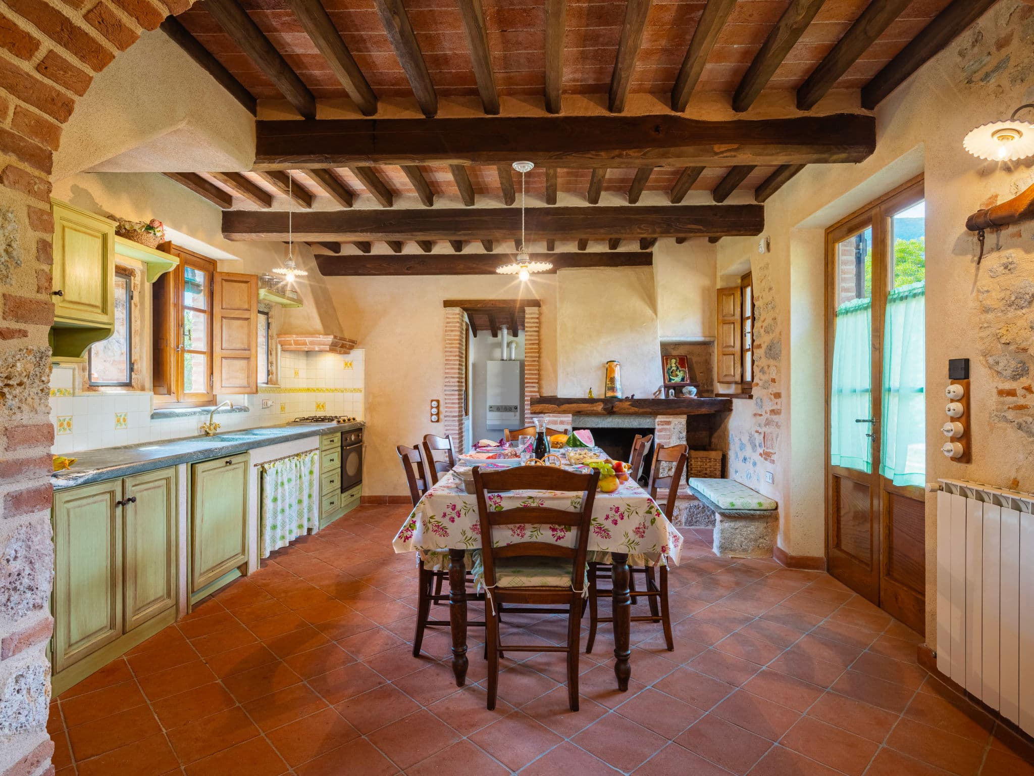 Kitchen / Dining Room