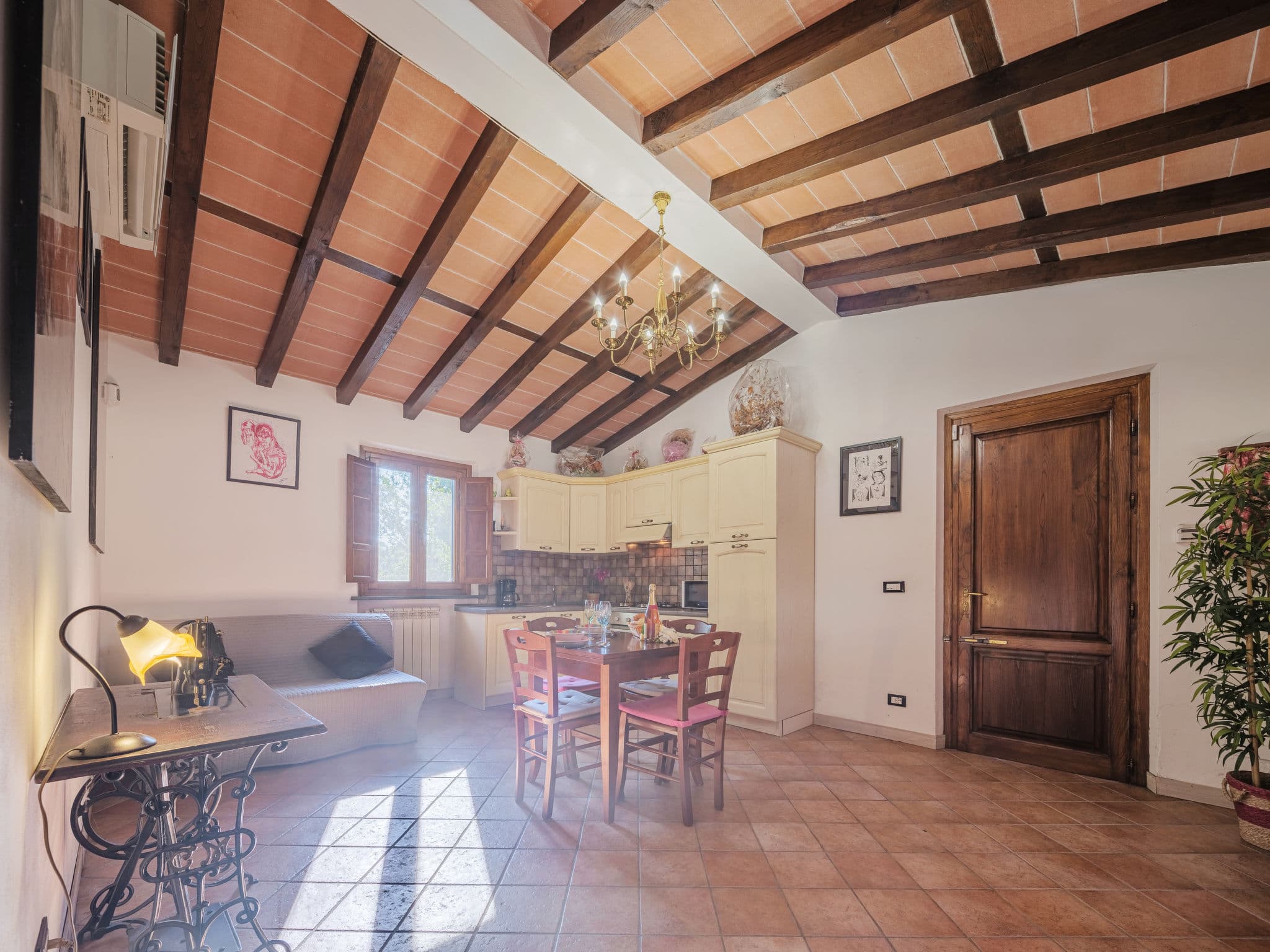 Kitchen / Dining Room