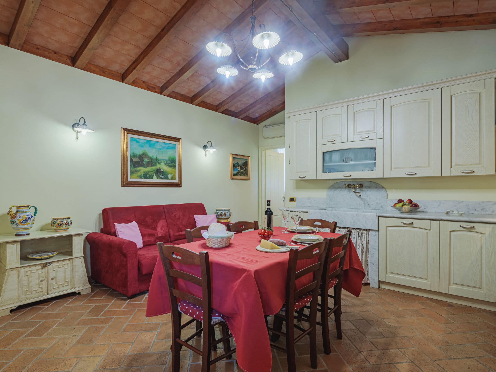 Kitchen / Dining Room