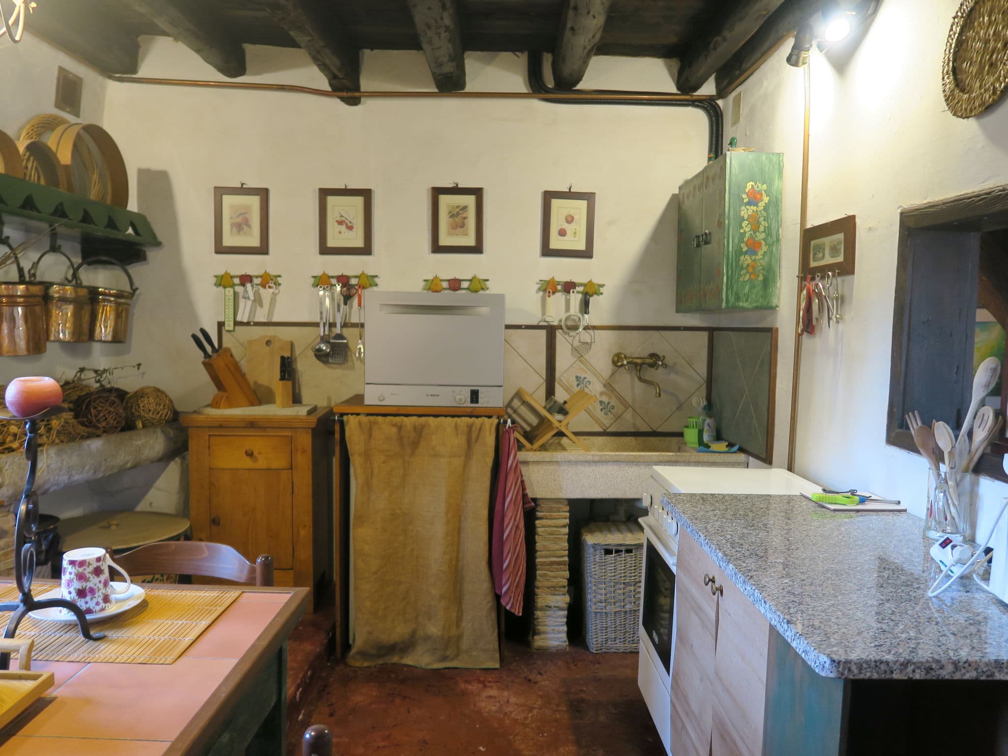 Kitchen / Dining Room