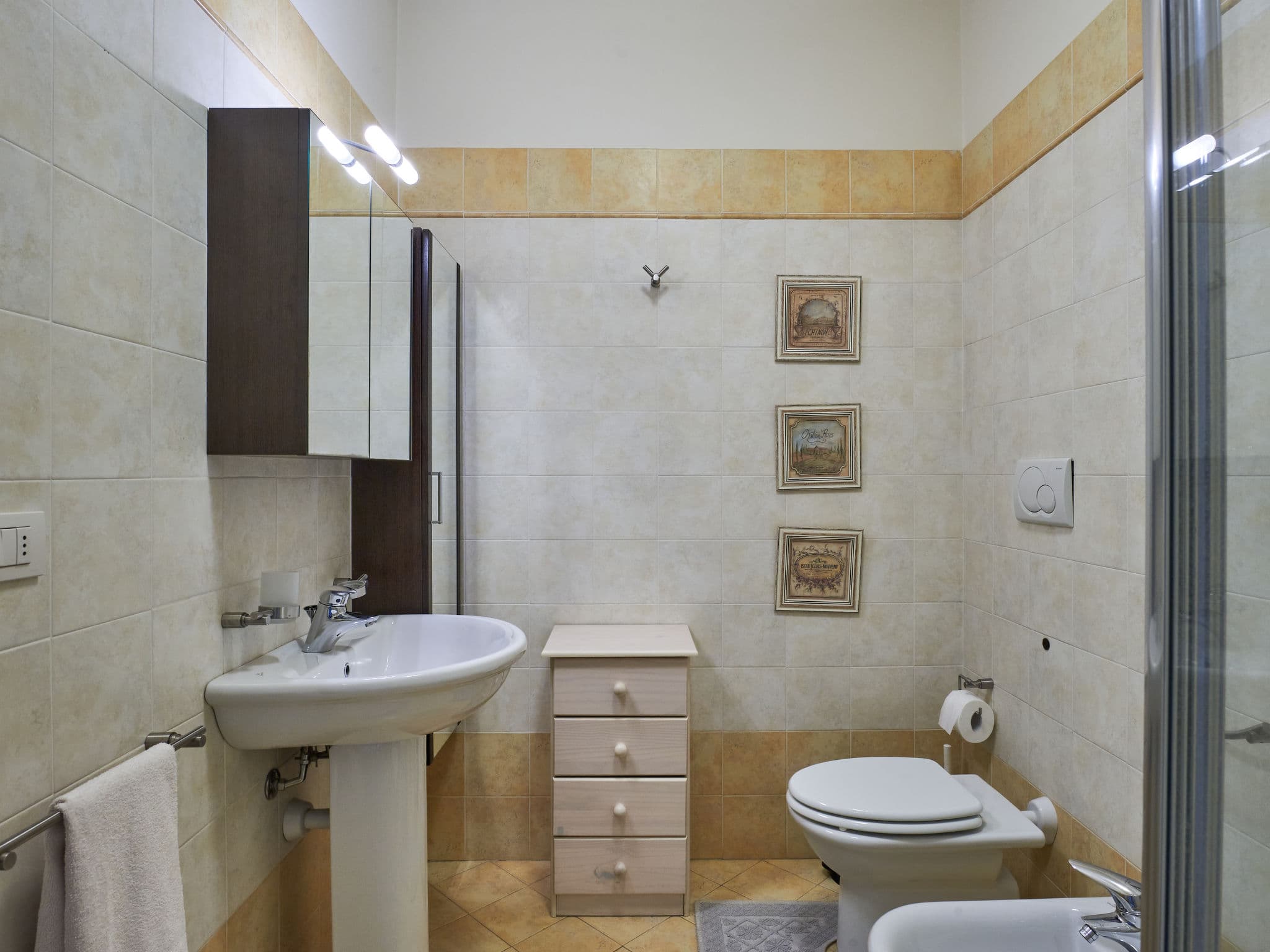 Bathroom / Wellness