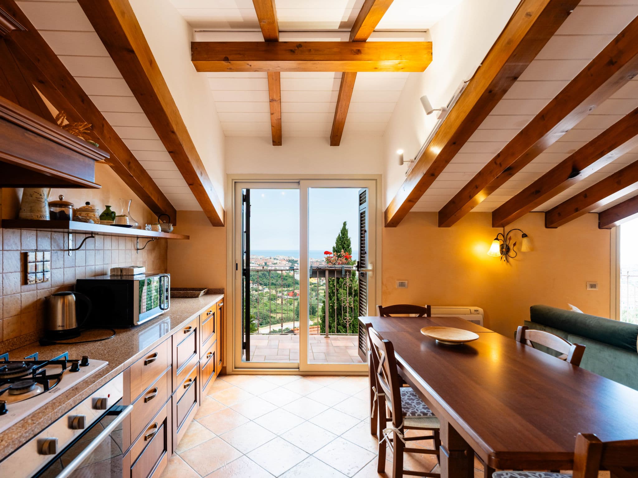 Kitchen / Dining Room