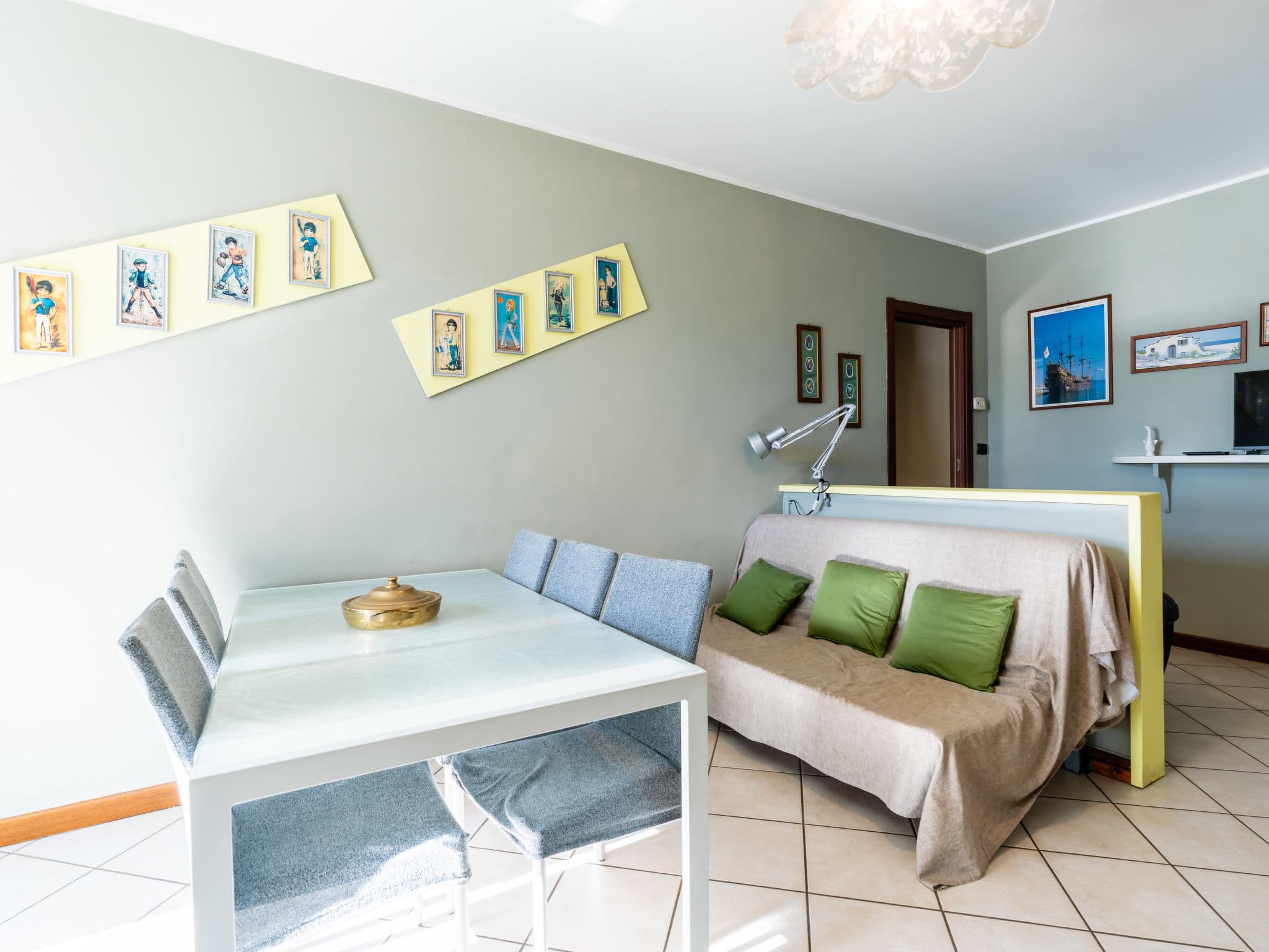 Kitchen / Dining Room