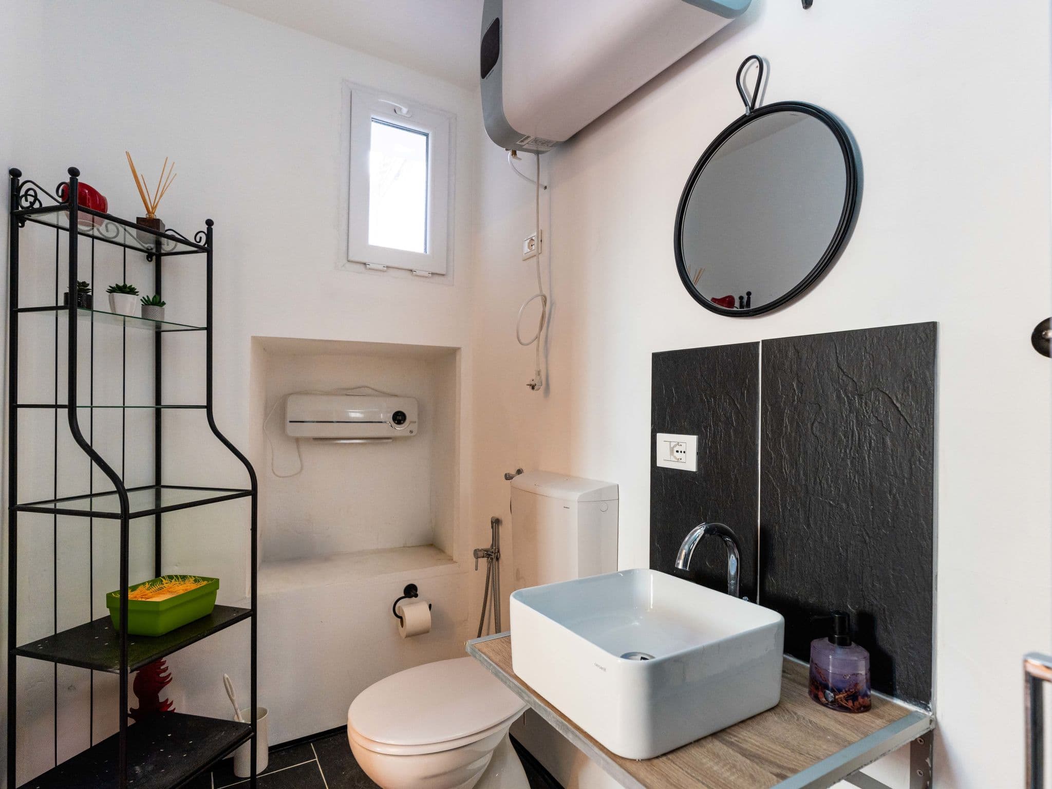 Bathroom / Wellness