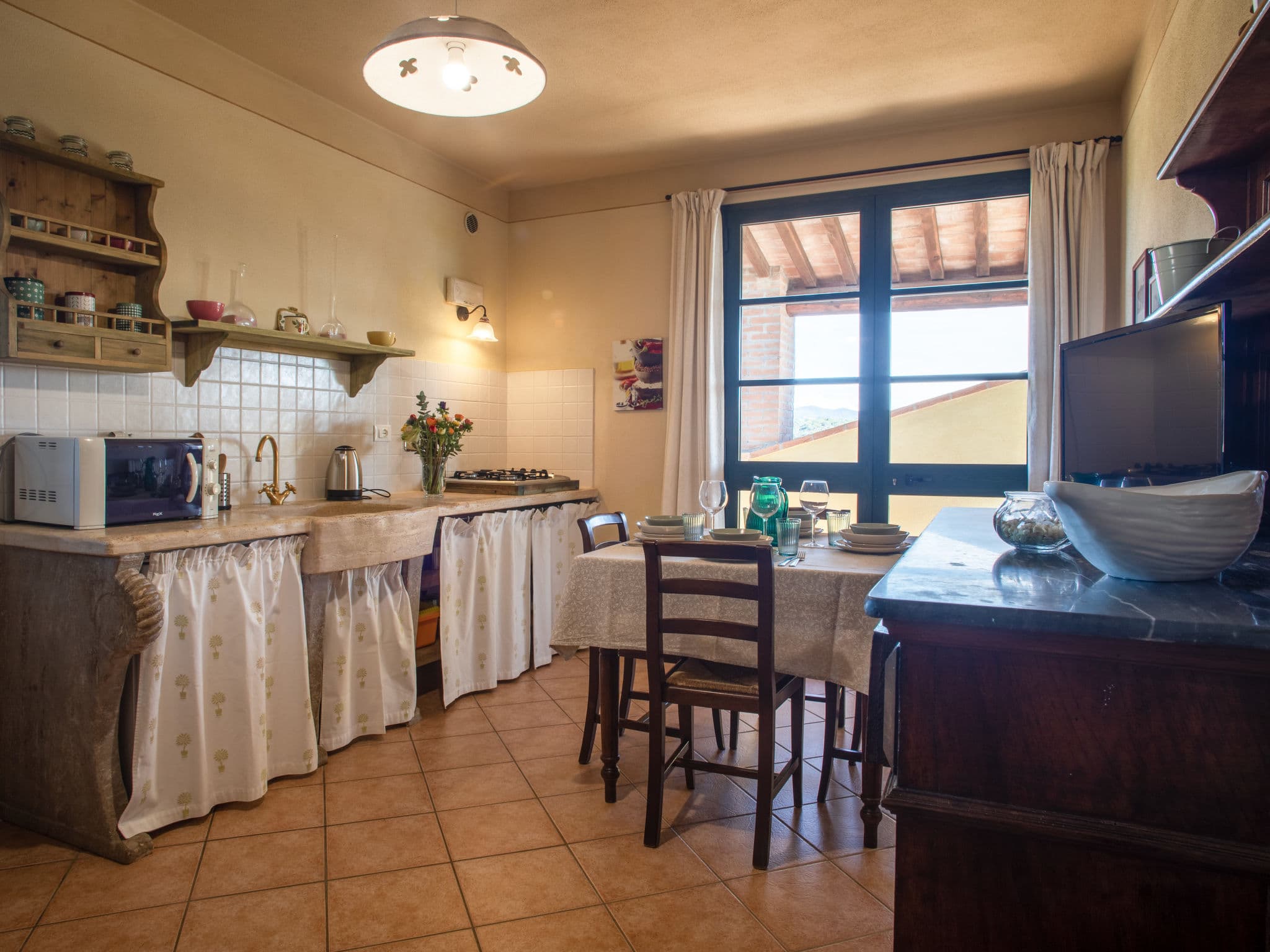 Kitchen / Dining Room