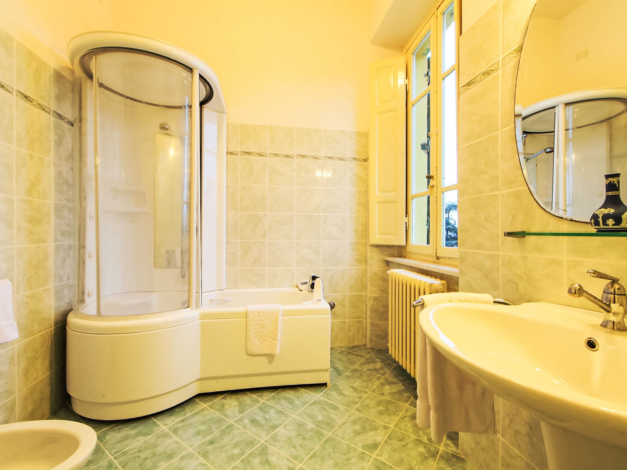 Bathroom / Wellness