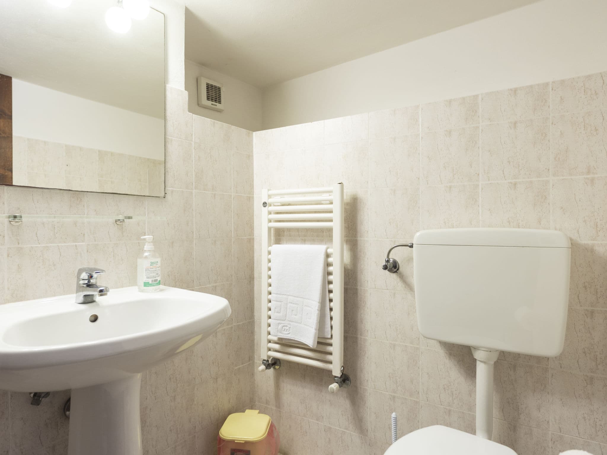 Bathroom / Wellness