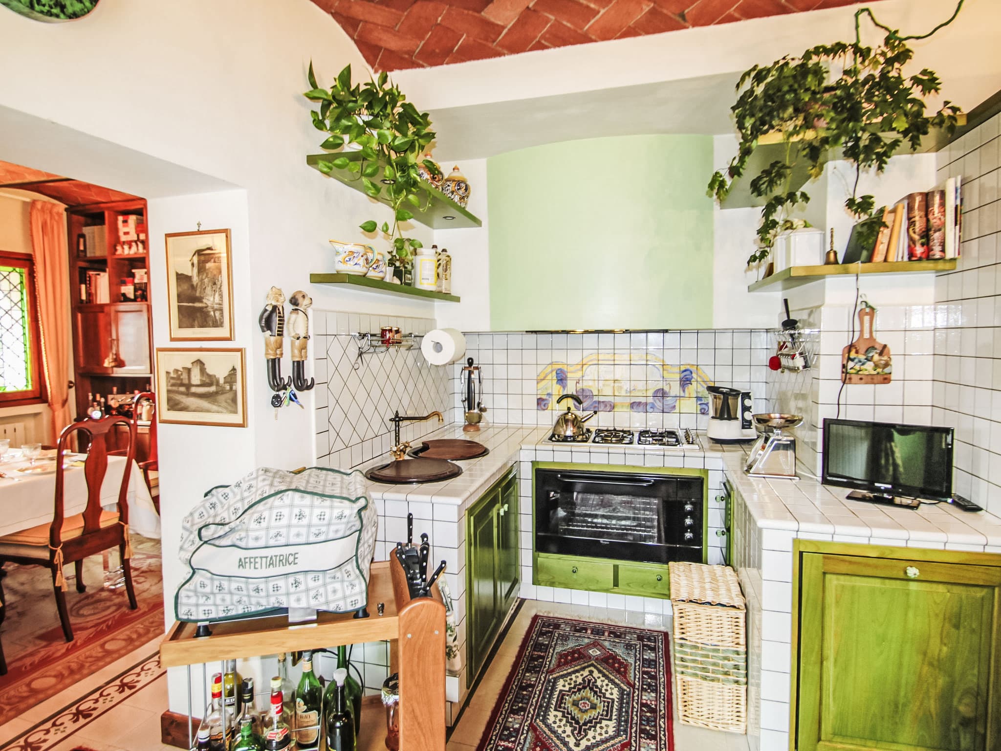 Kitchen / Dining Room