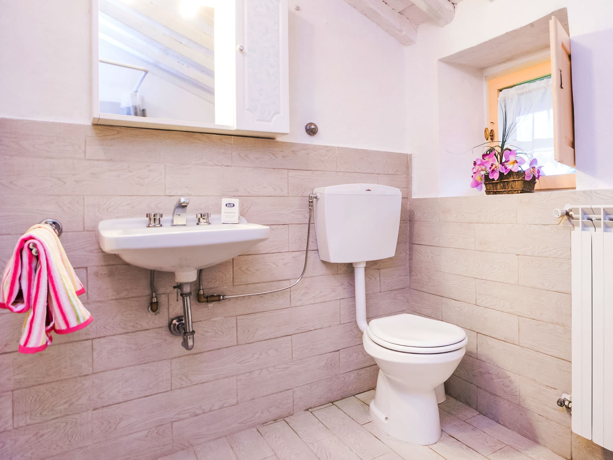 Bathroom / Wellness