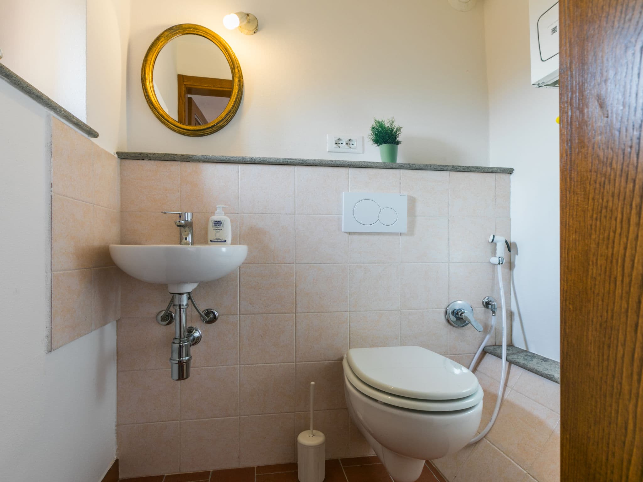 Bathroom / Wellness