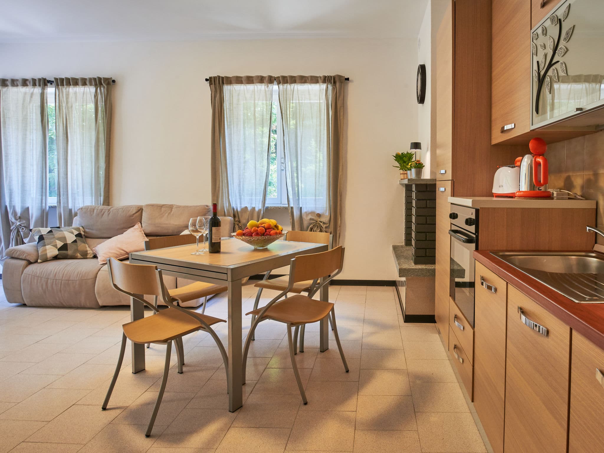 Kitchen / Dining Room
