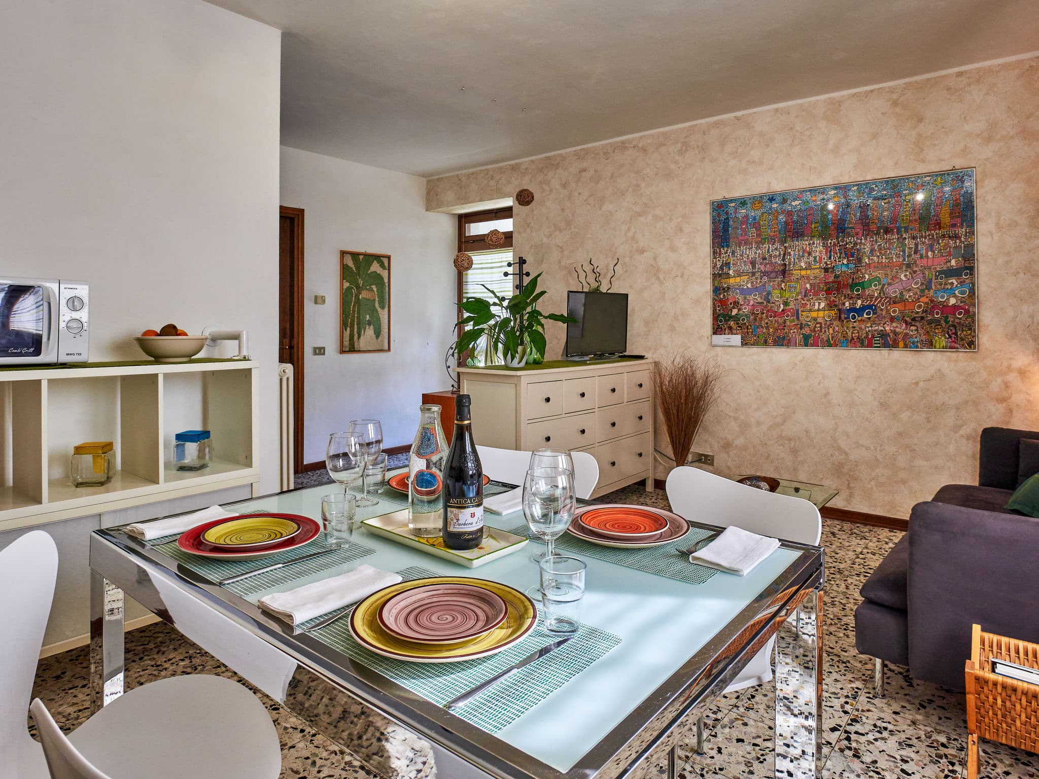 Kitchen / Dining Room