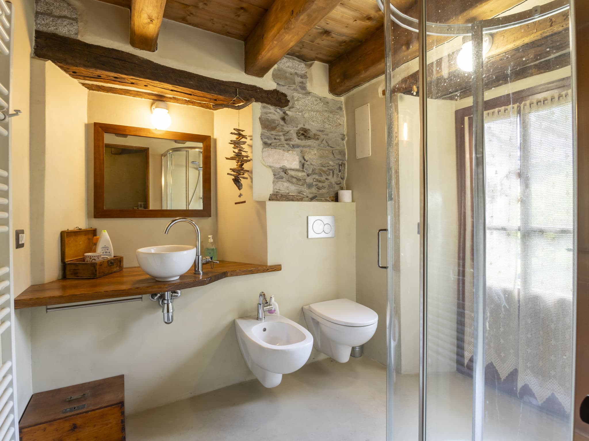 Bathroom / Wellness