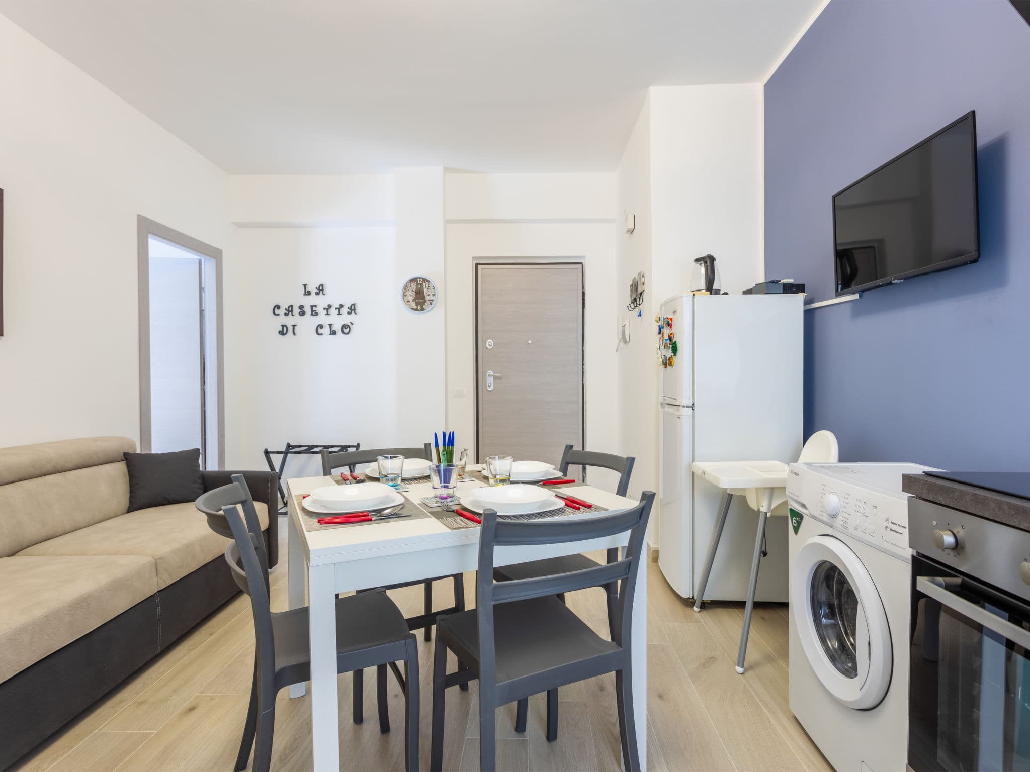 Kitchen / Dining Room