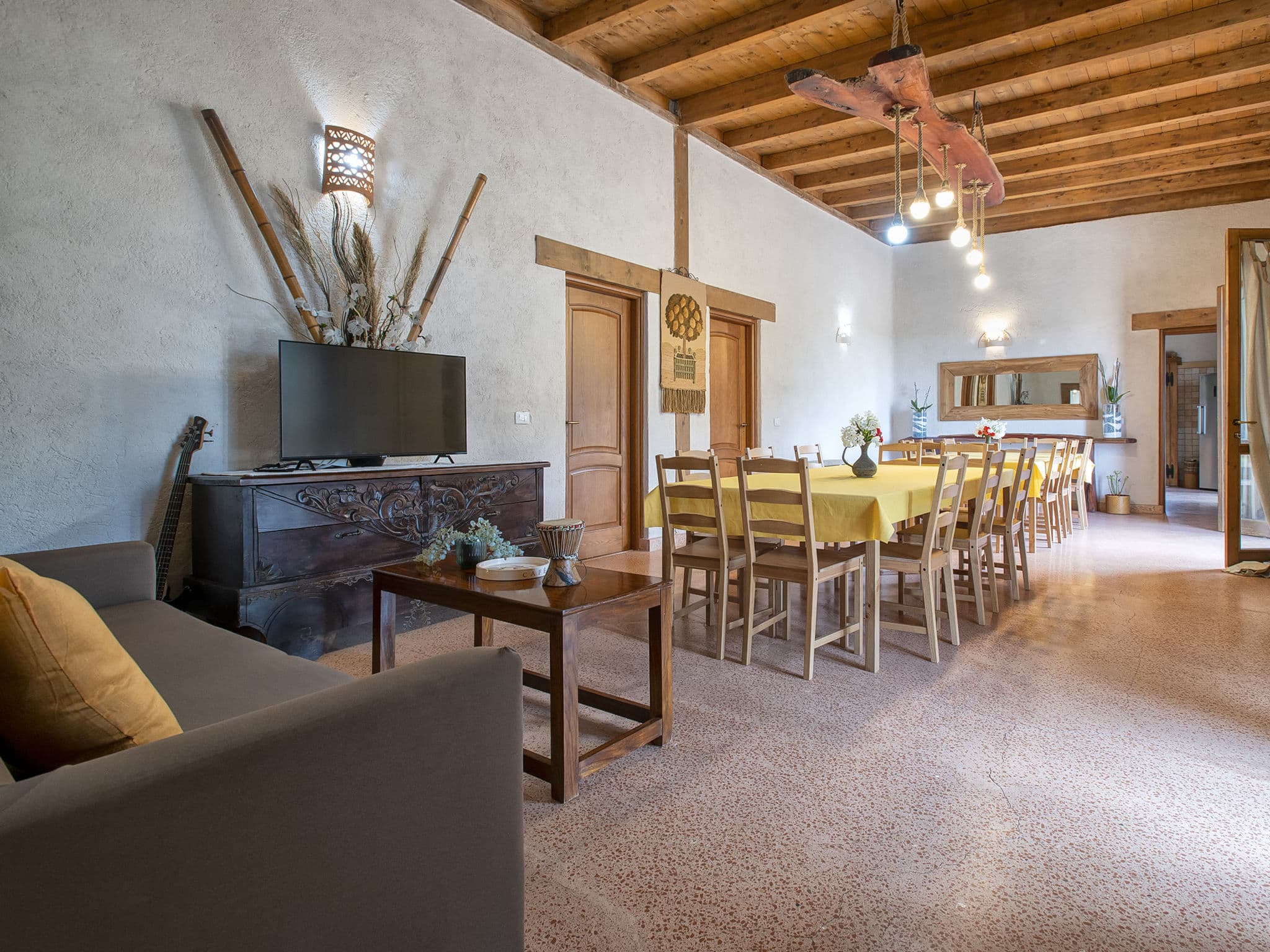 Kitchen / Dining Room