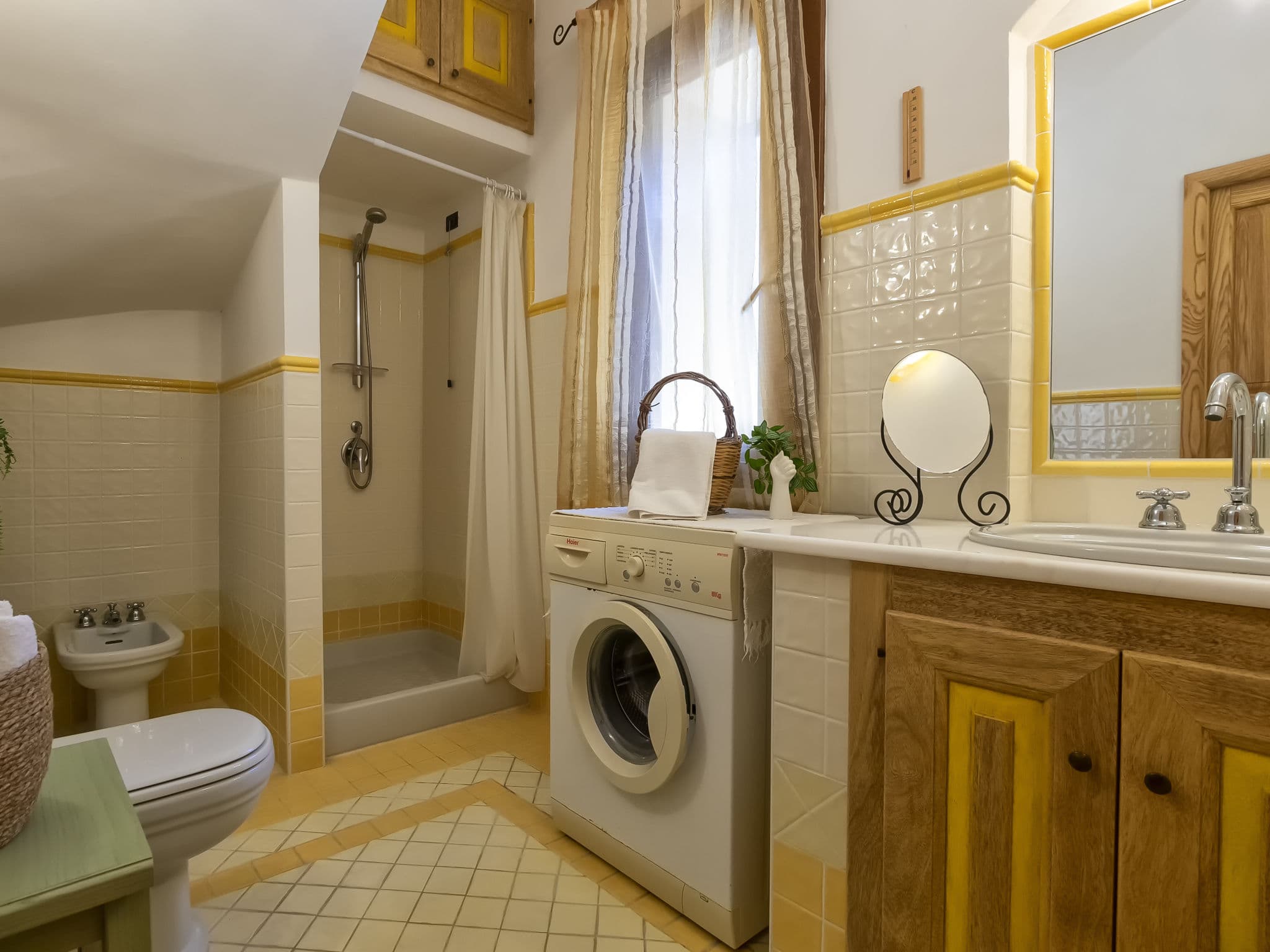 Bathroom / Wellness