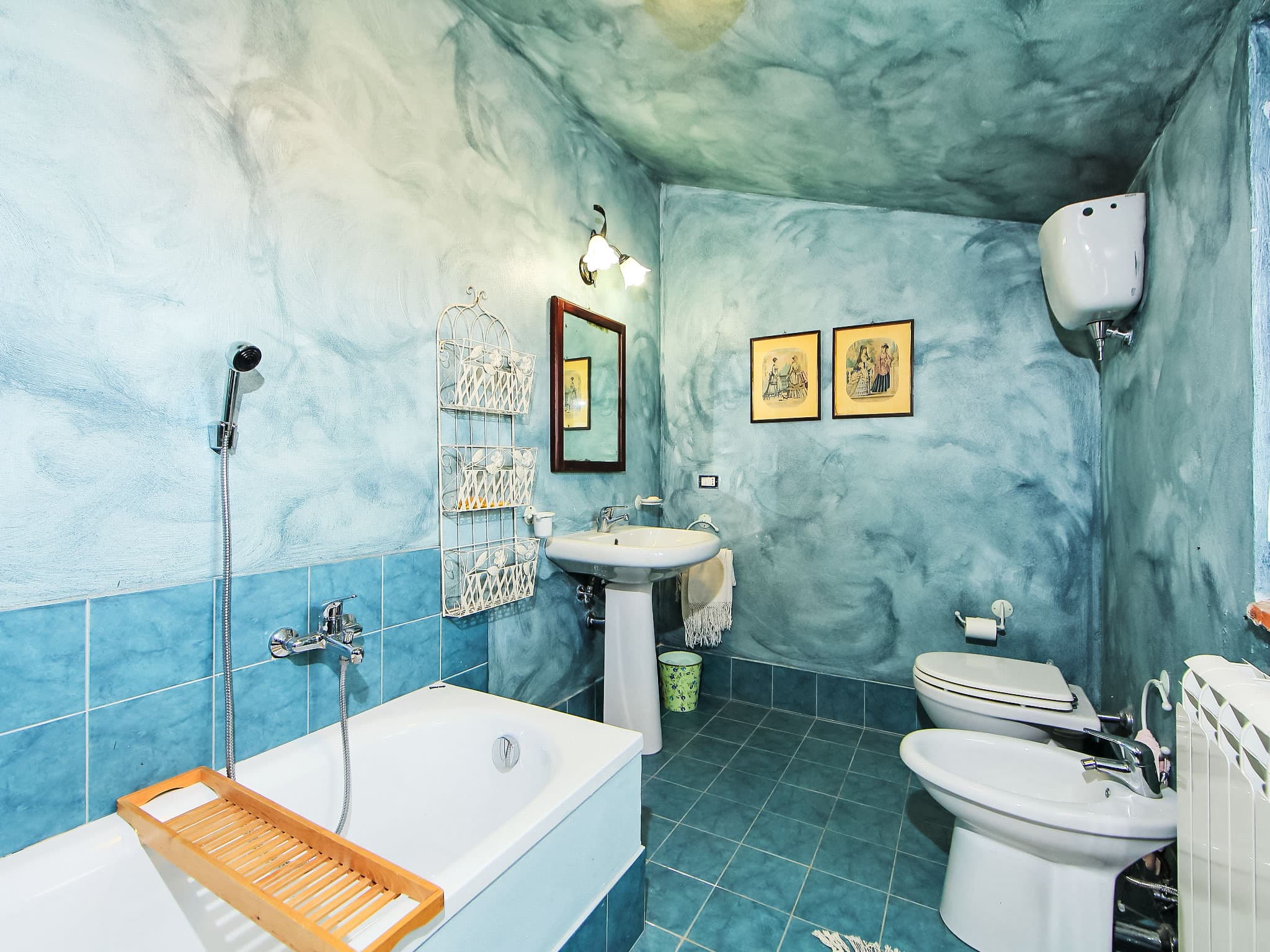 Bathroom / Wellness