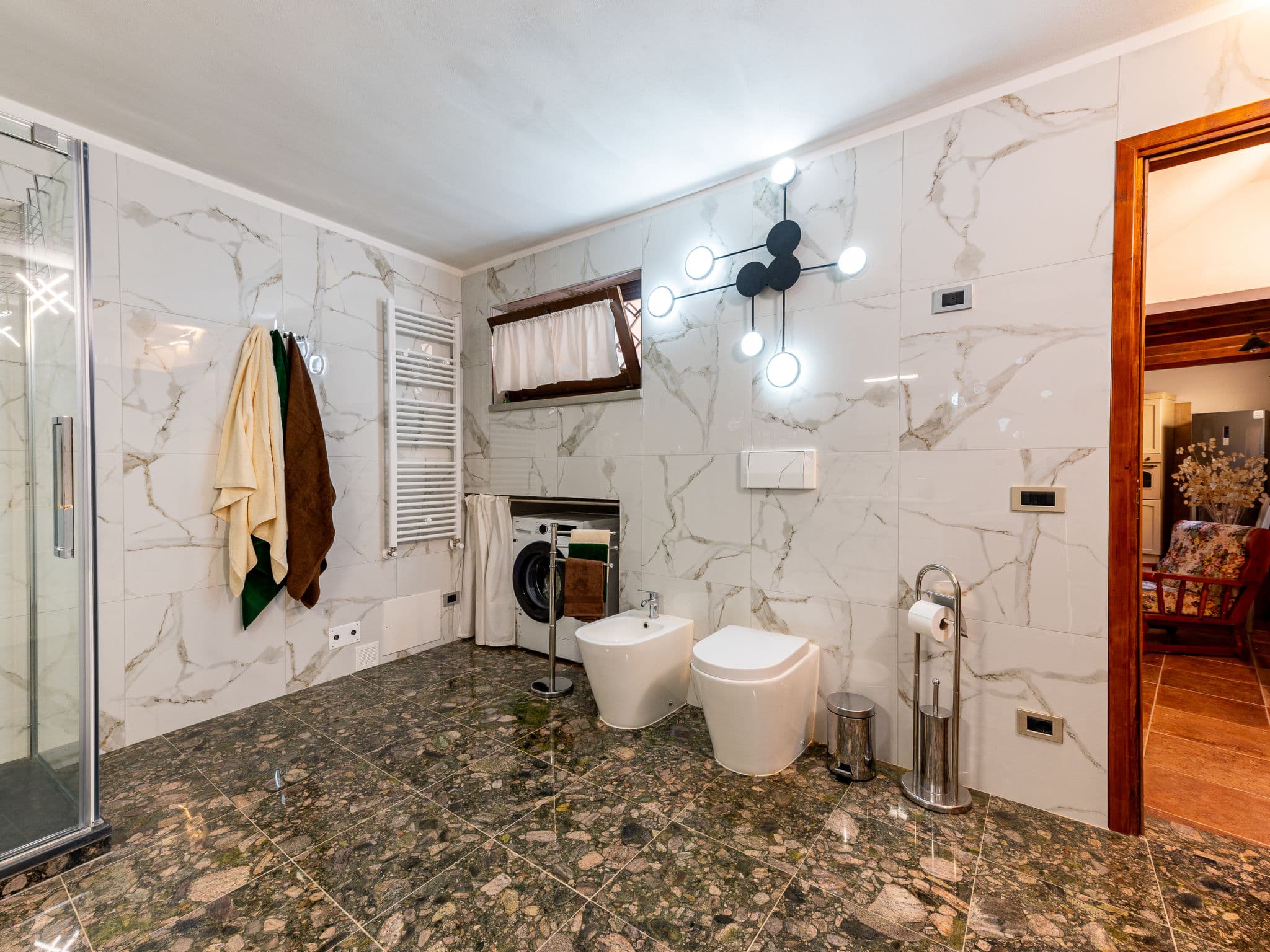 Bathroom / Wellness