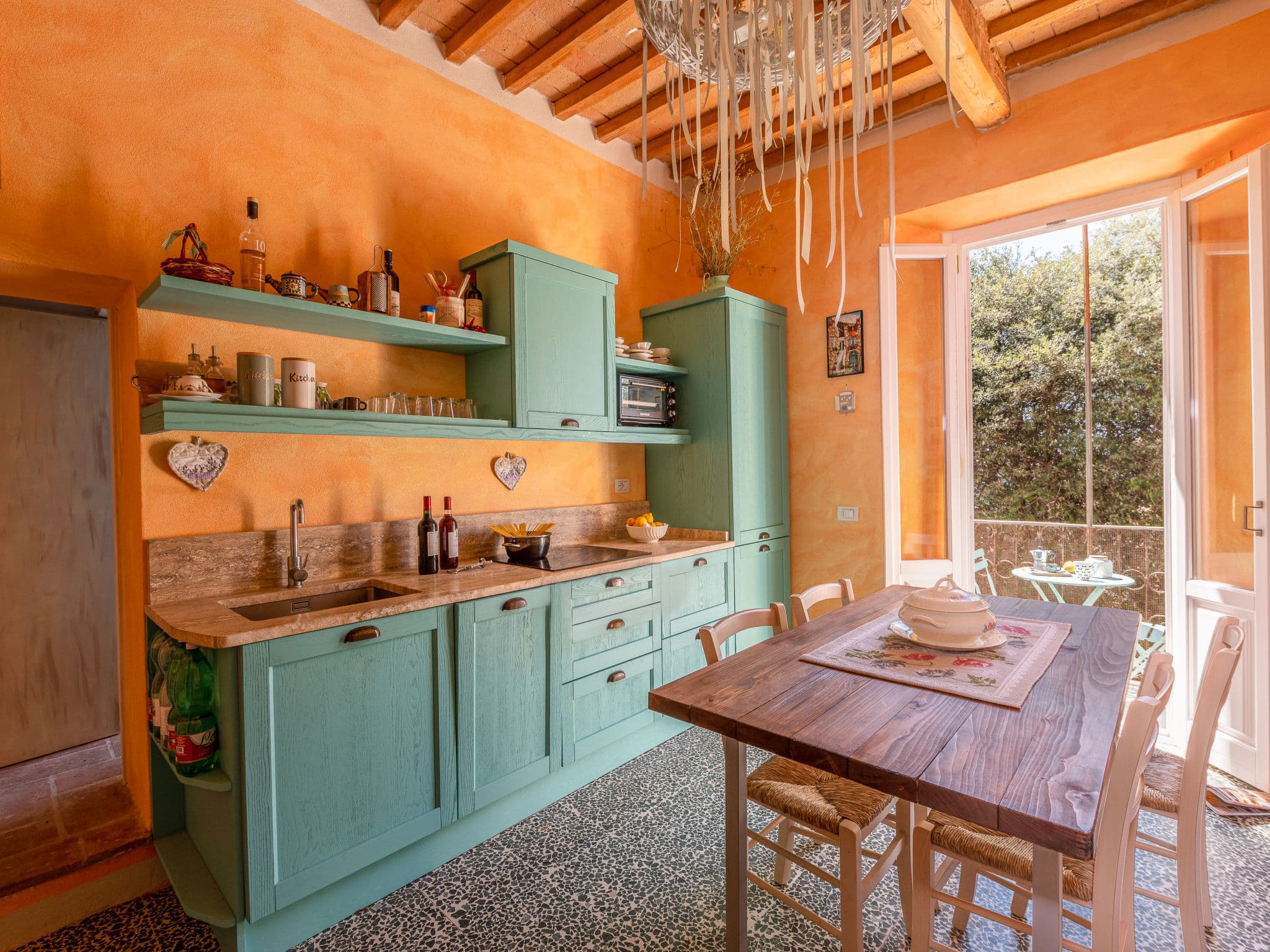 Kitchen / Dining Room