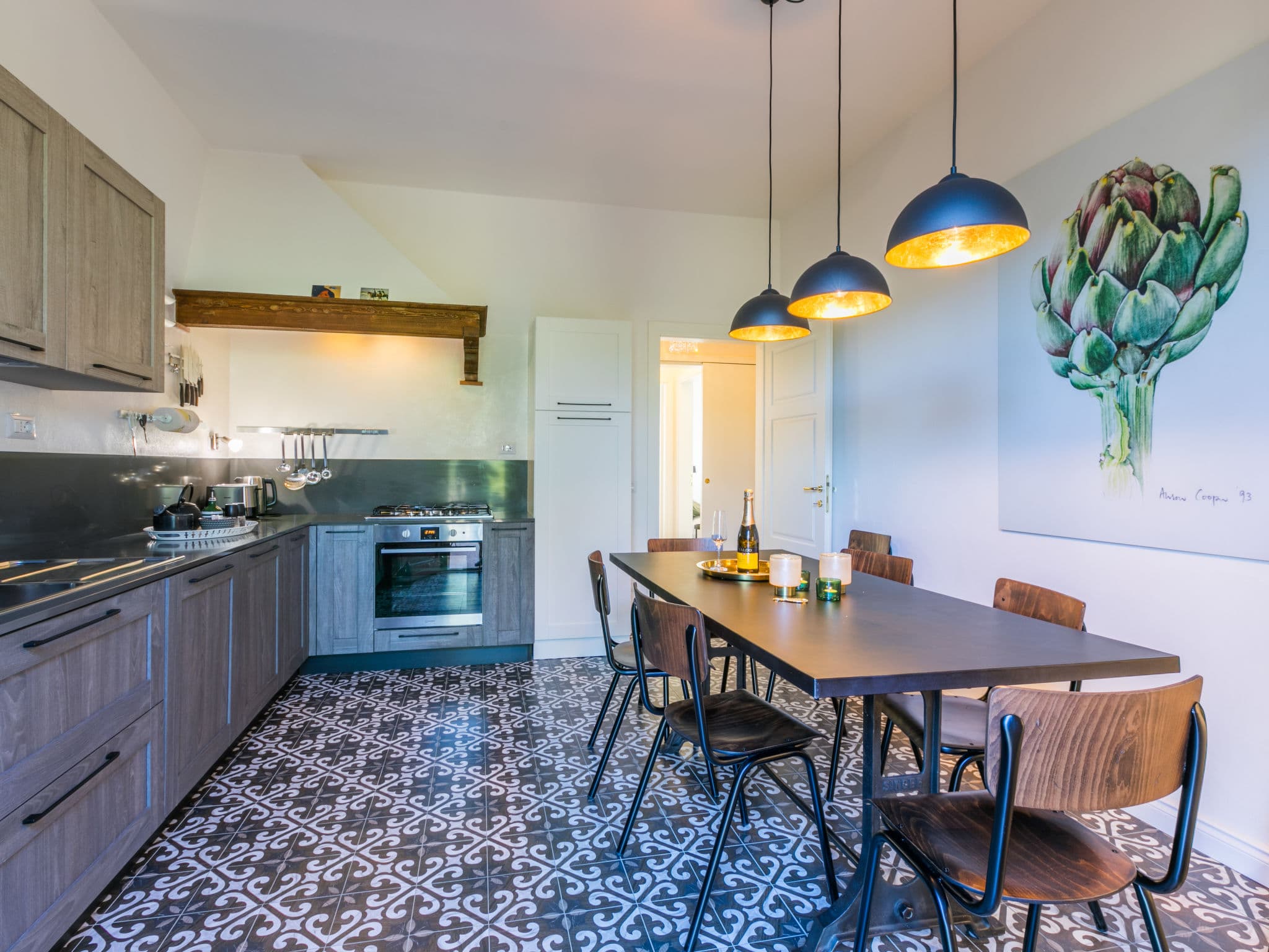 Kitchen / Dining Room