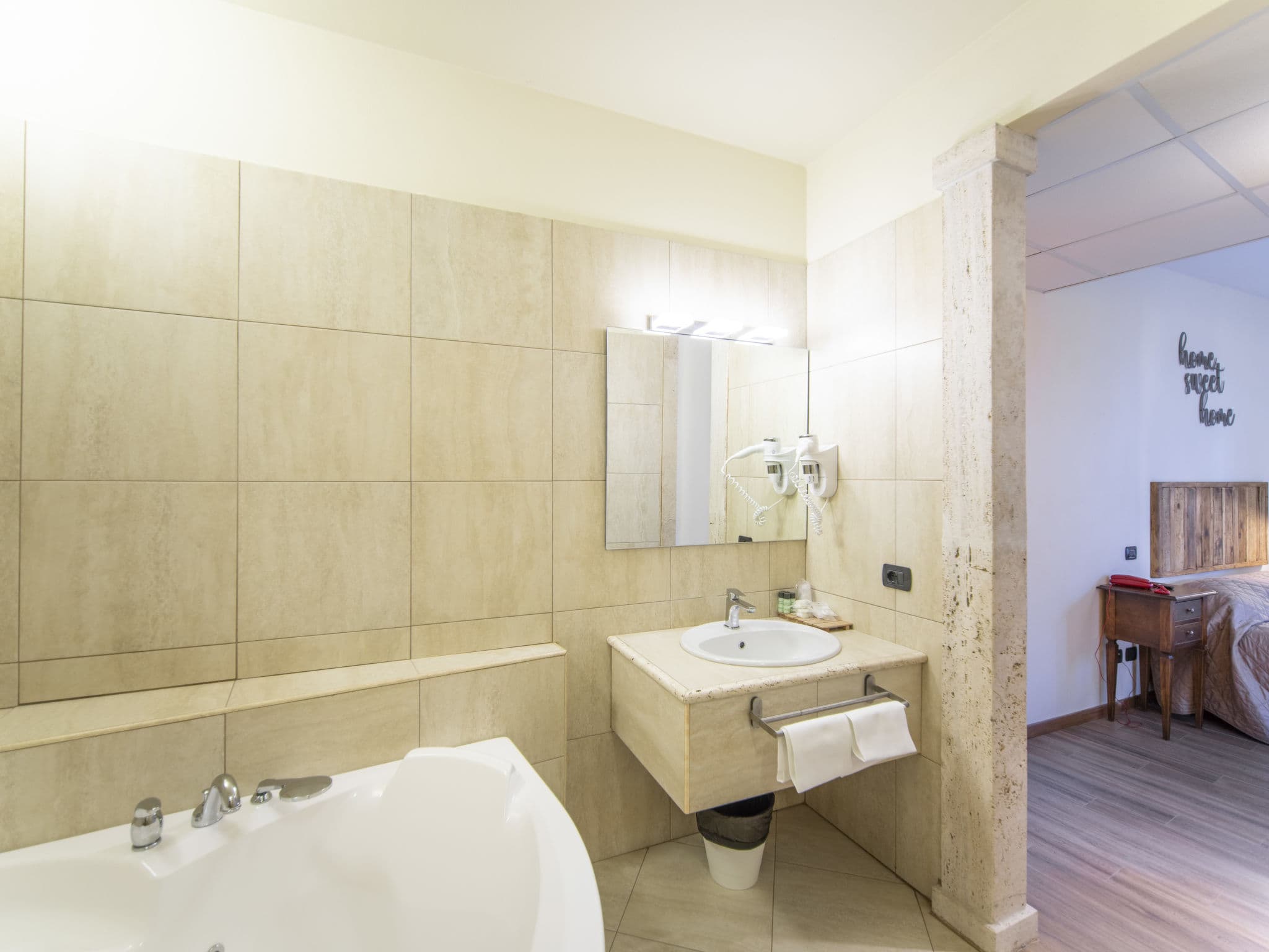 Bathroom / Wellness