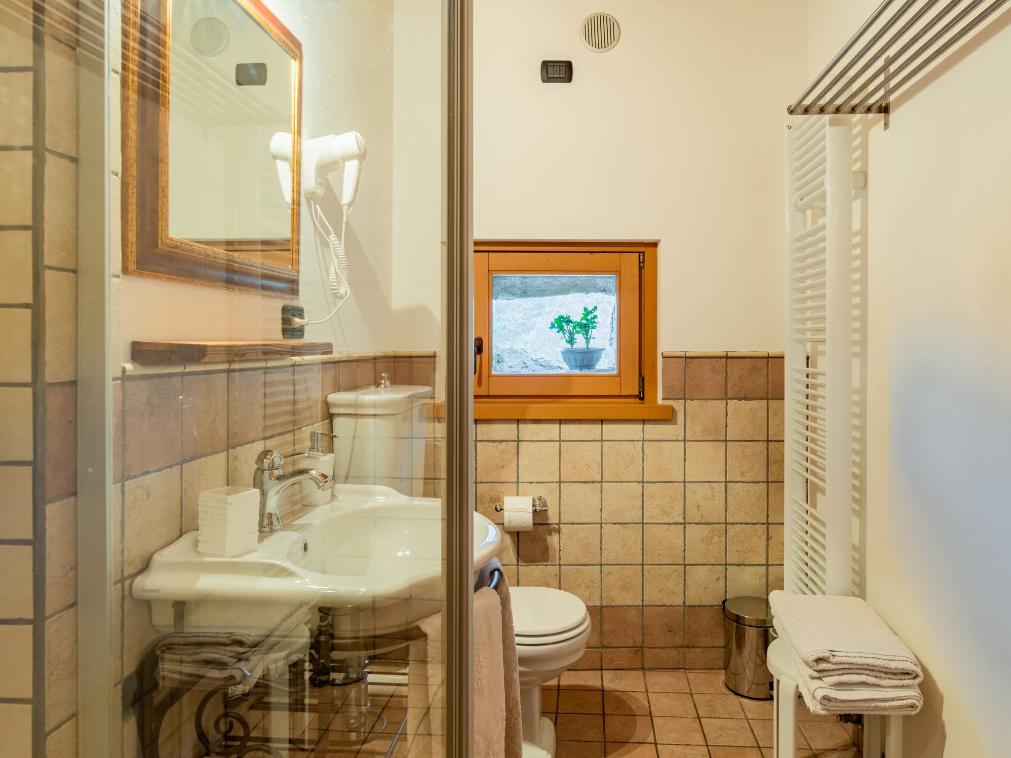 Bathroom / Wellness
