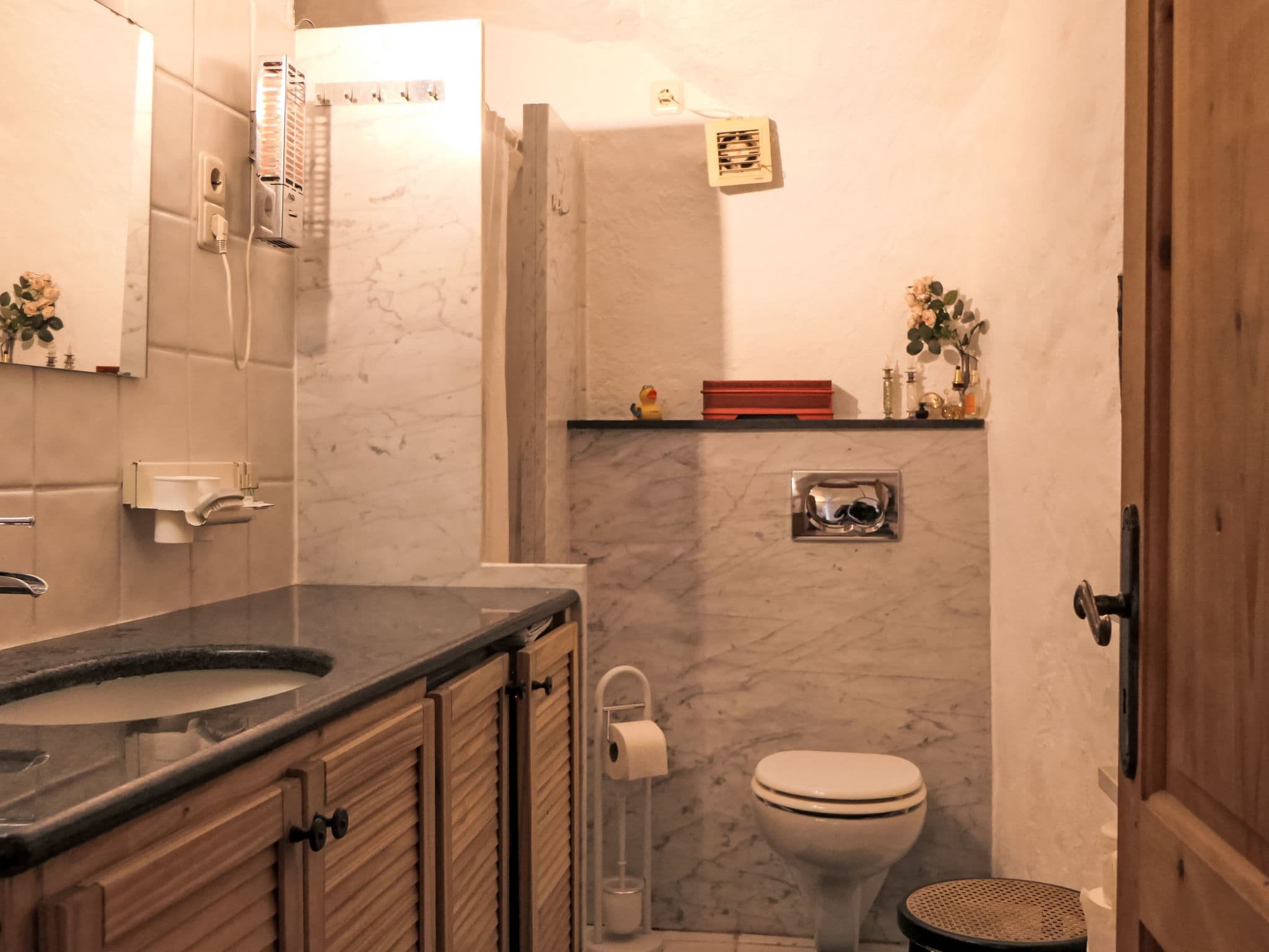 Bathroom / Wellness