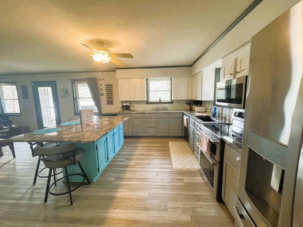 Gallery Image 14