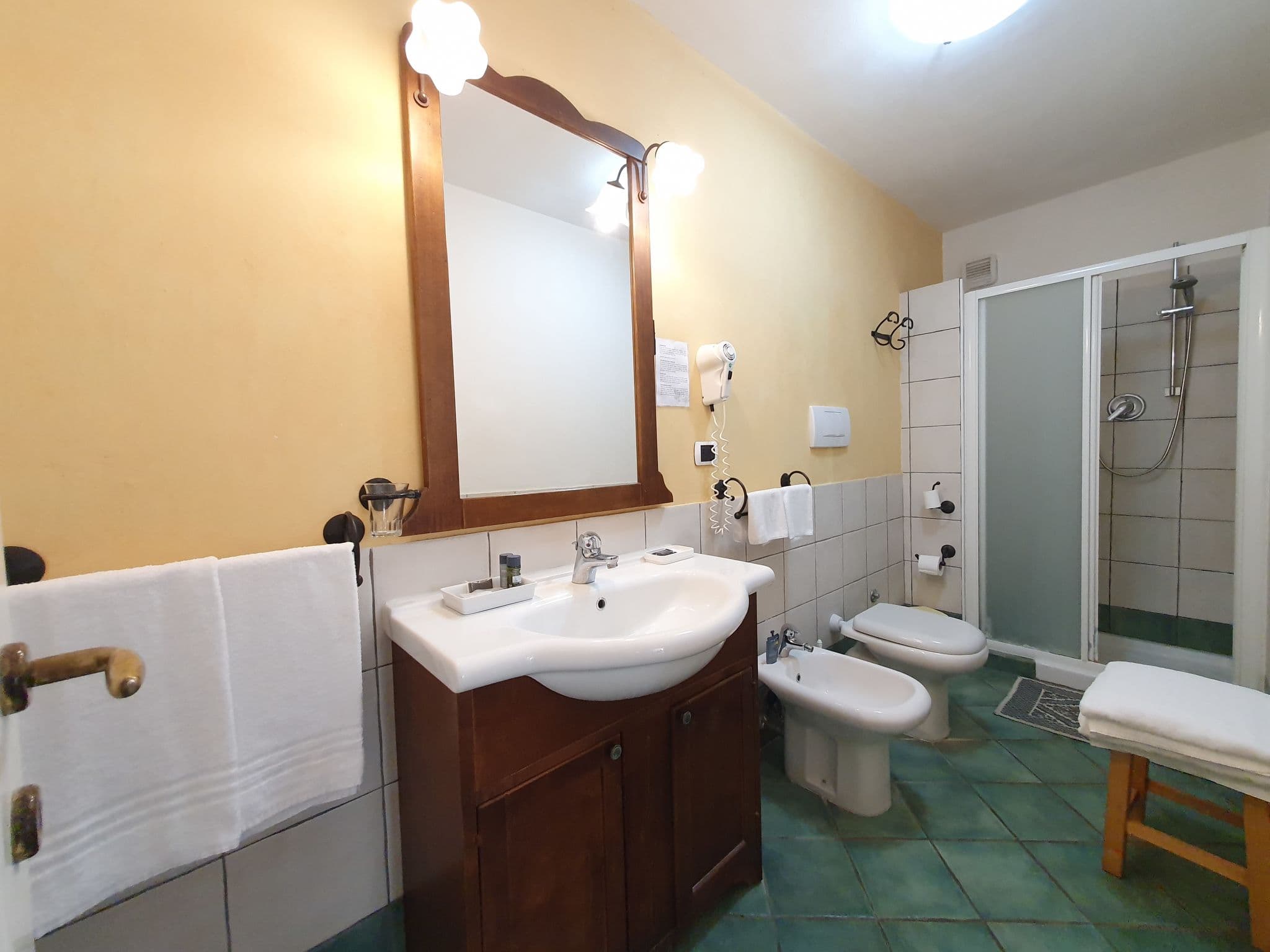 Bathroom / Wellness