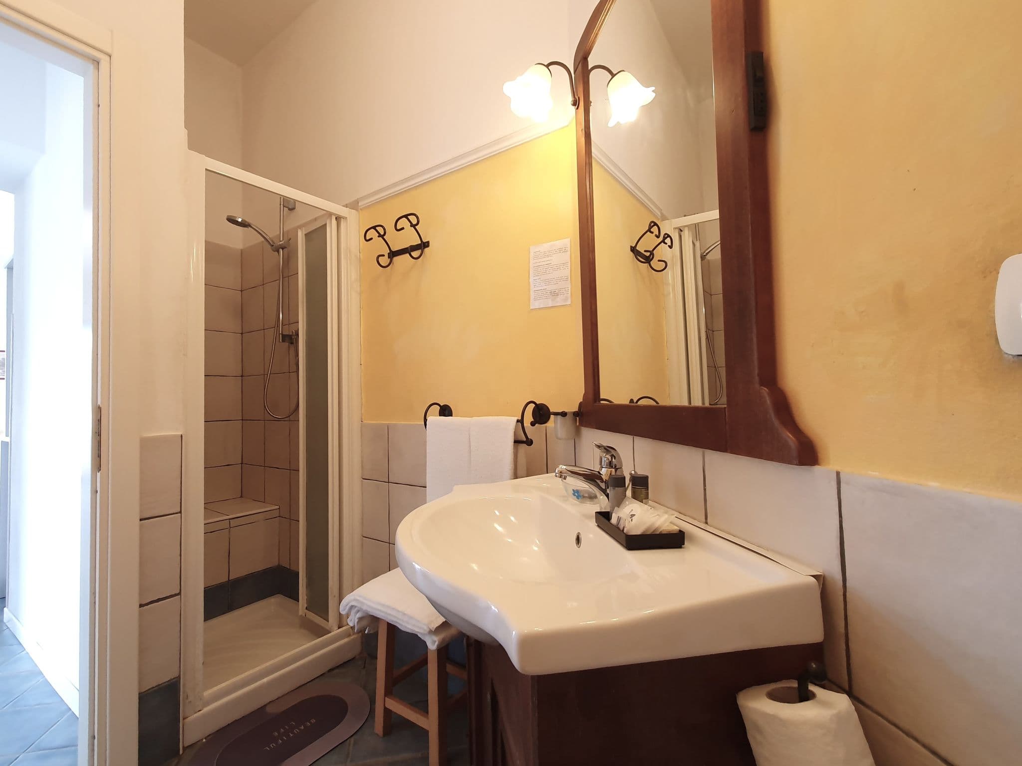 Bathroom / Wellness