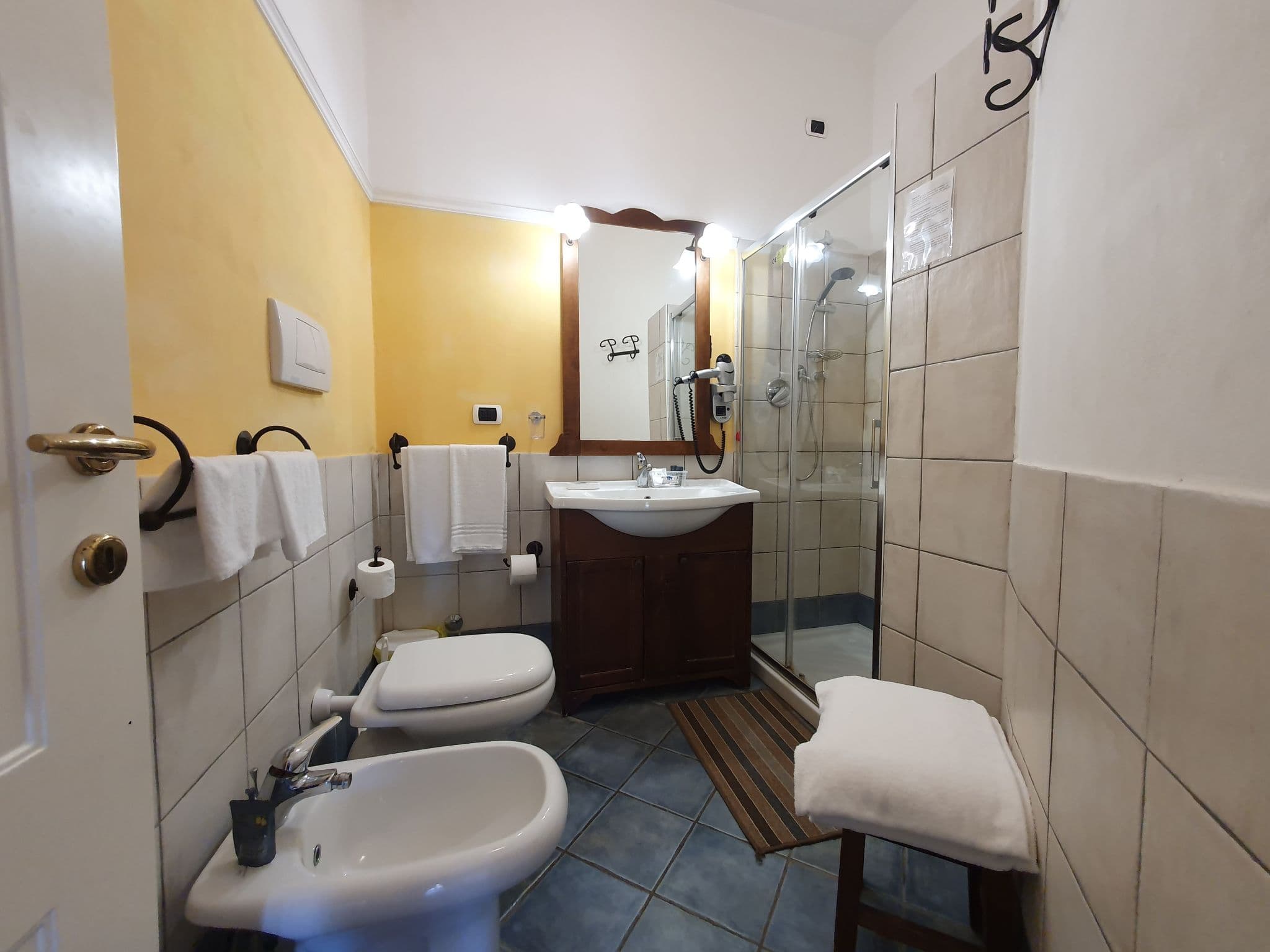 Bathroom / Wellness