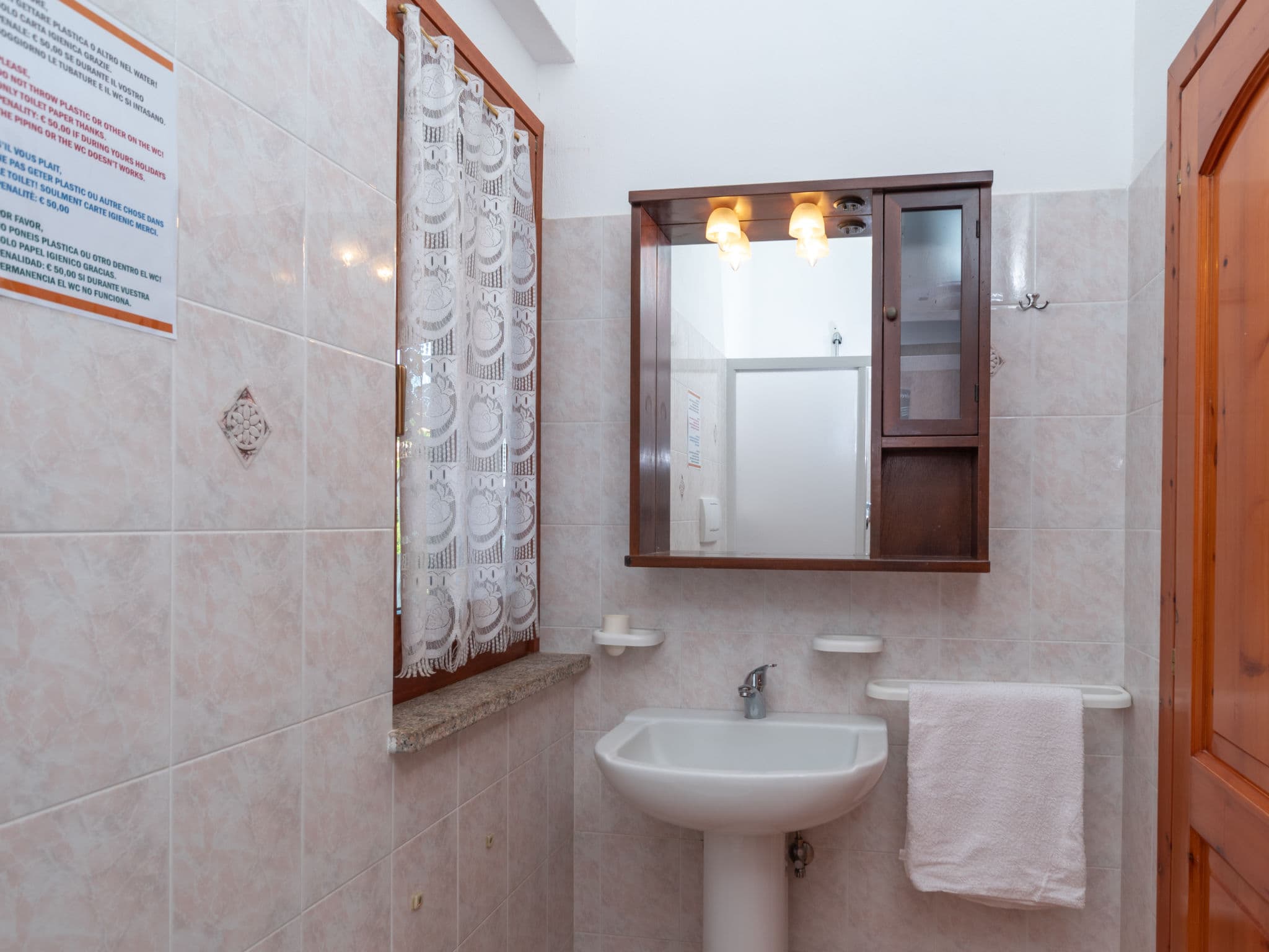 Bathroom / Wellness