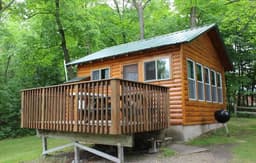 Cabin 9 - Cozy private studio cabin on the lakeshore