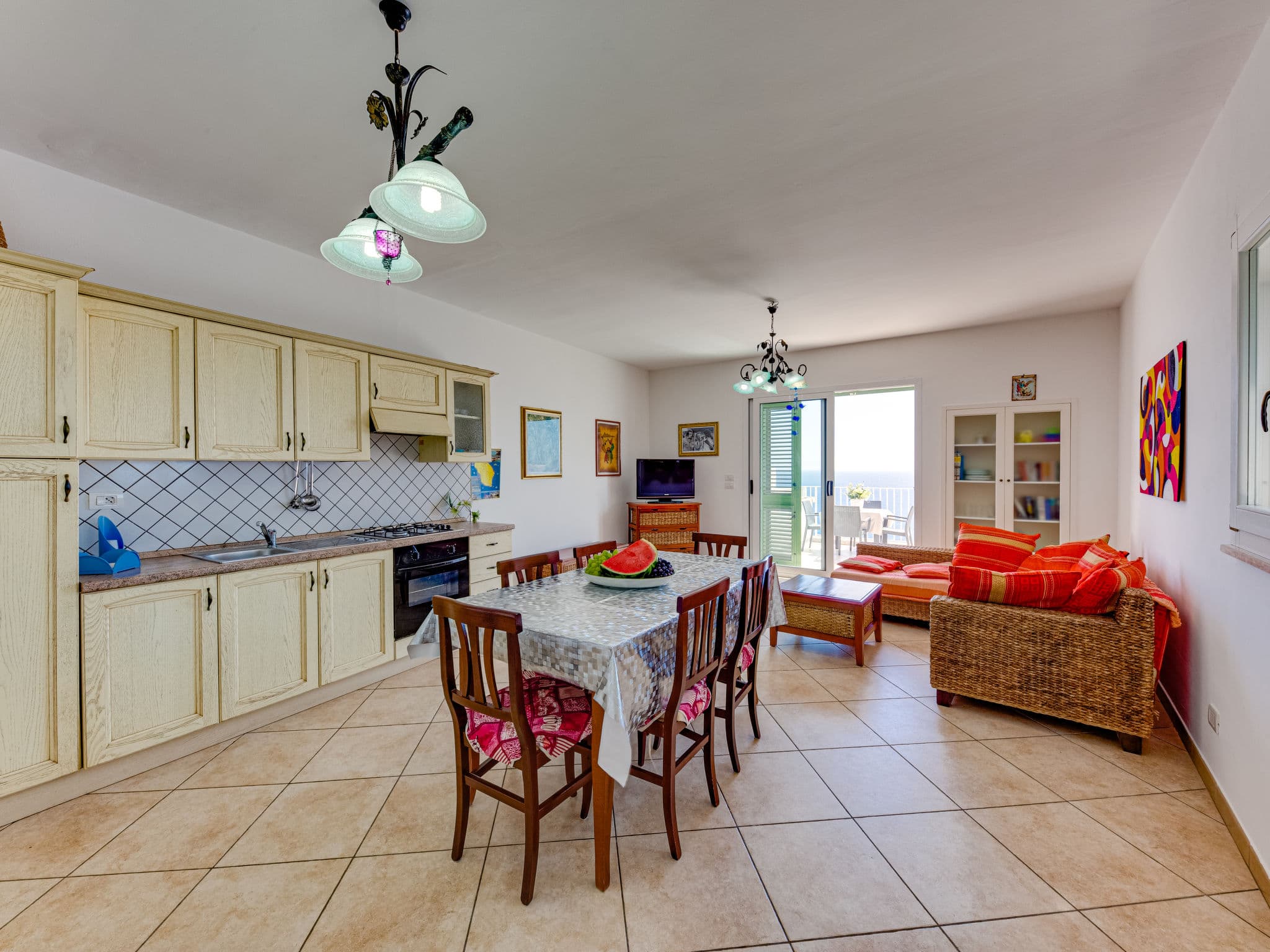 Kitchen / Dining Room
