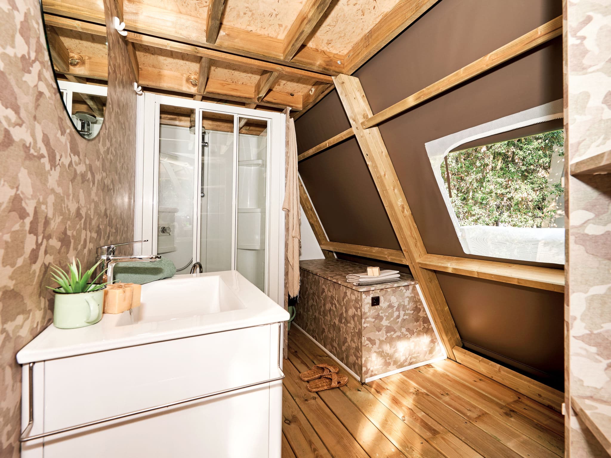 Bathroom / Wellness