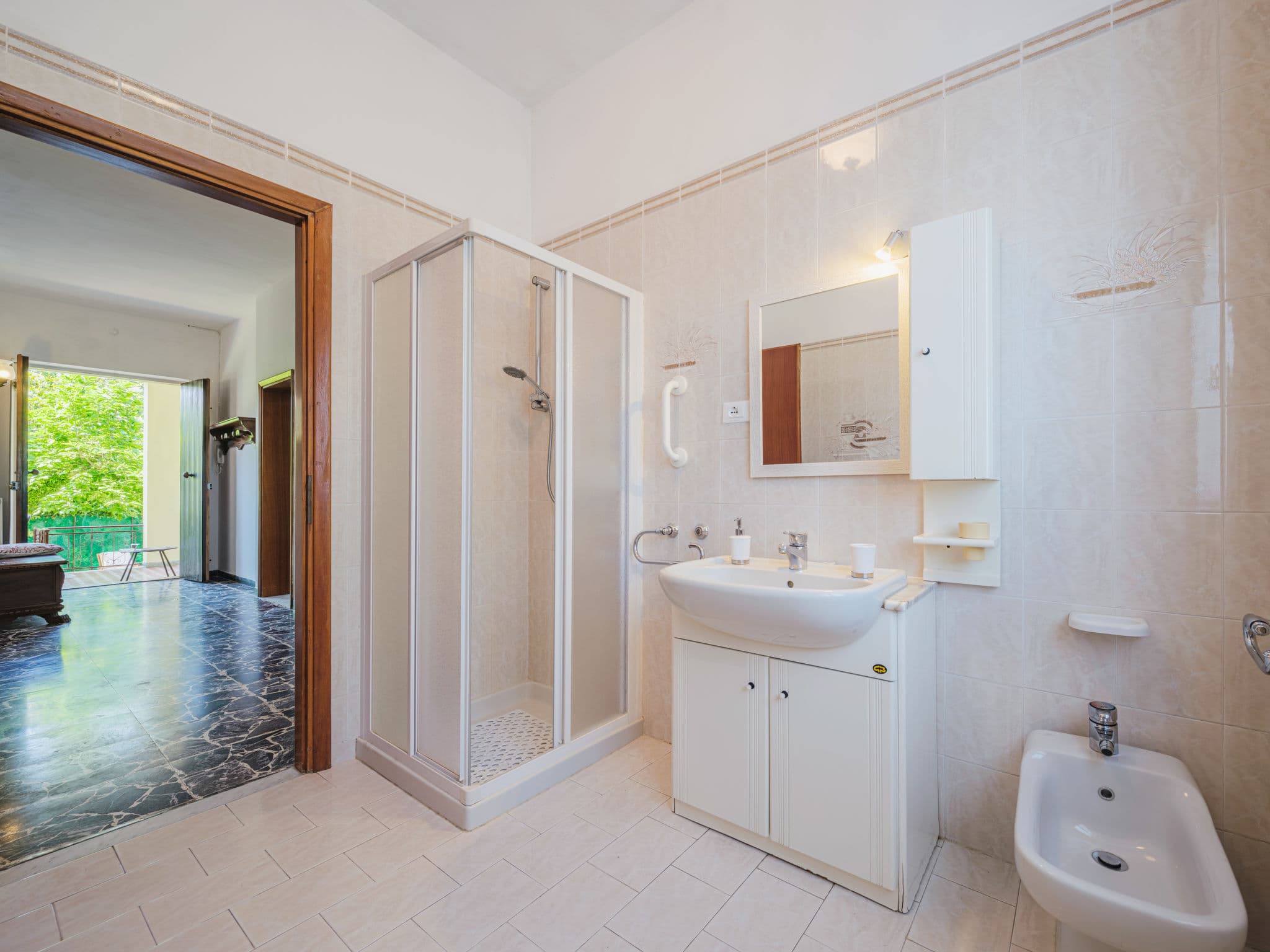 Bathroom / Wellness