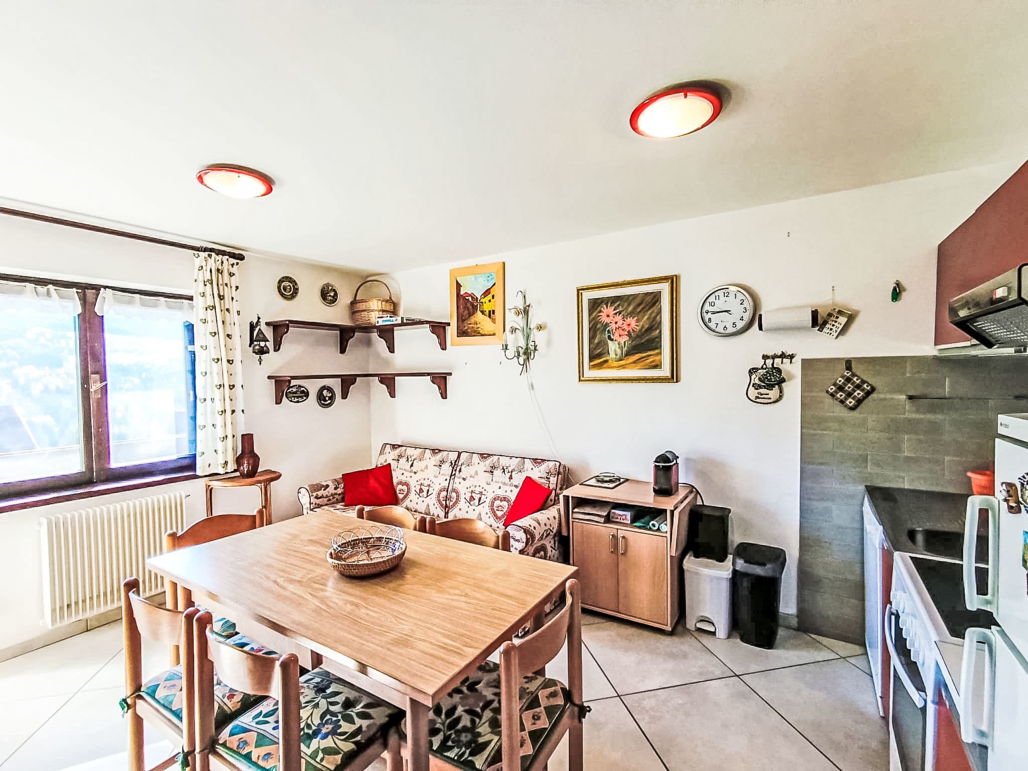 Kitchen / Dining Room