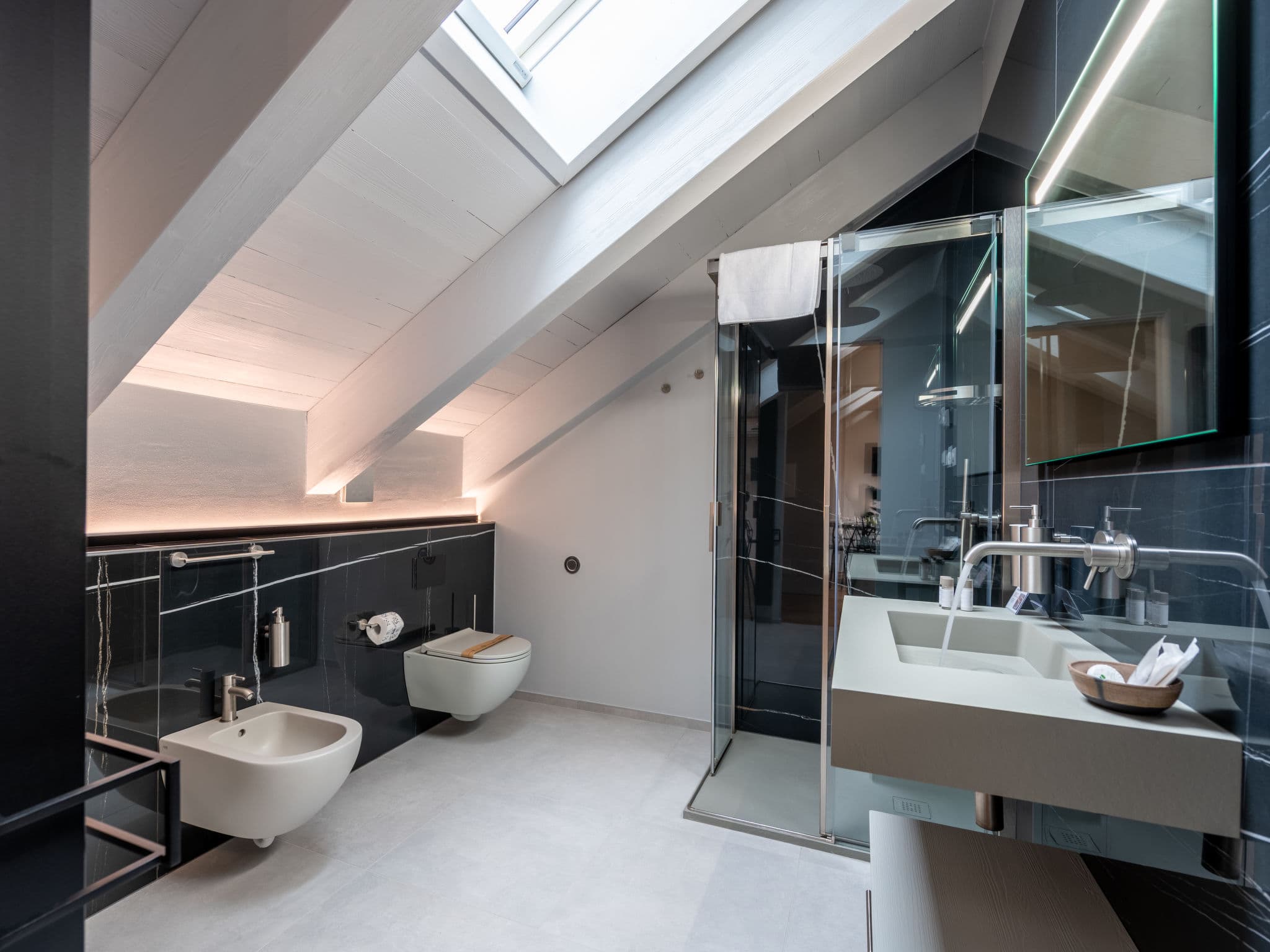 Bathroom / Wellness