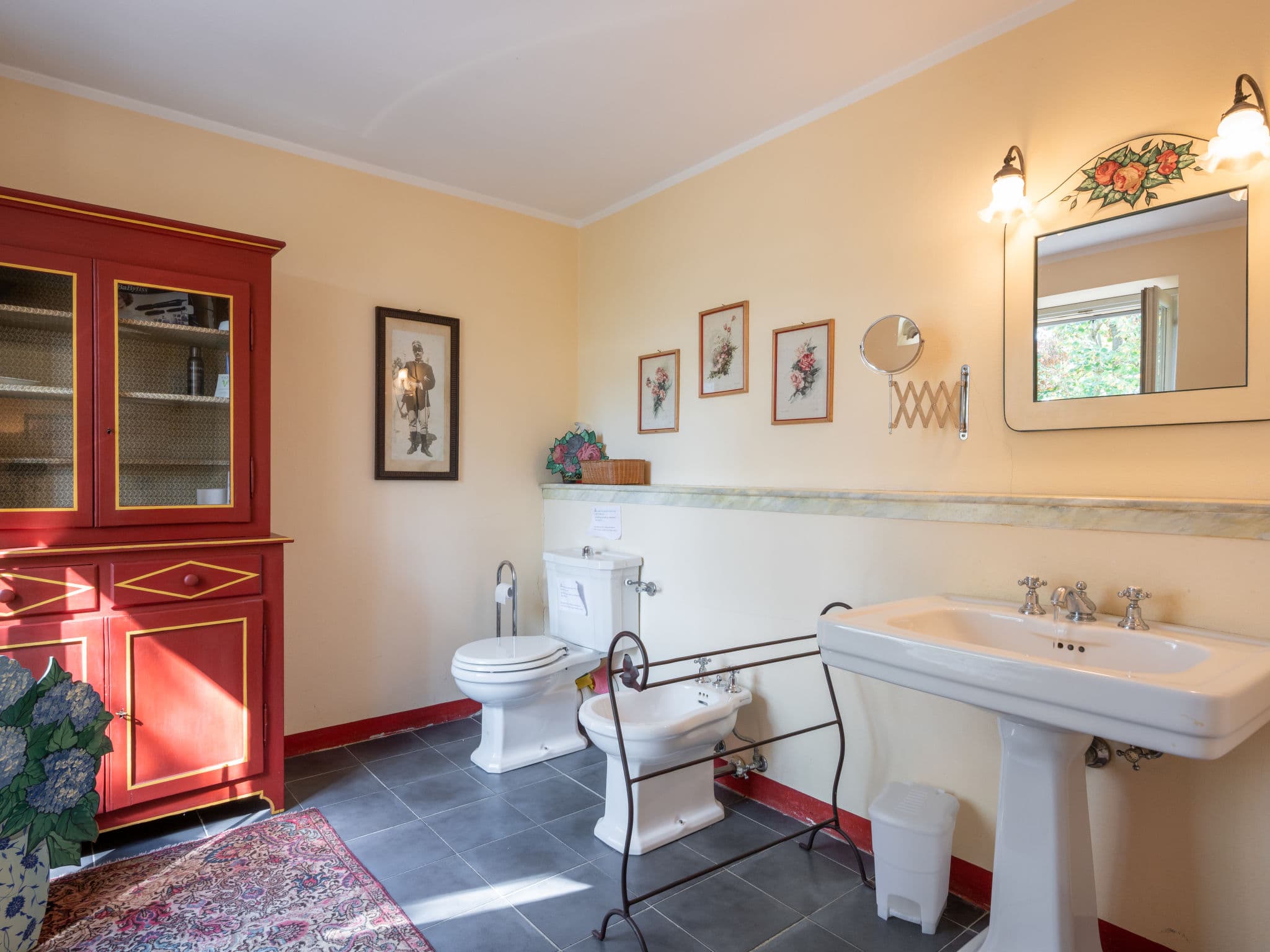 Bathroom / Wellness
