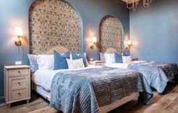 Hollyhock Suite 506: 1 bed + 1 loft bed/1 bath