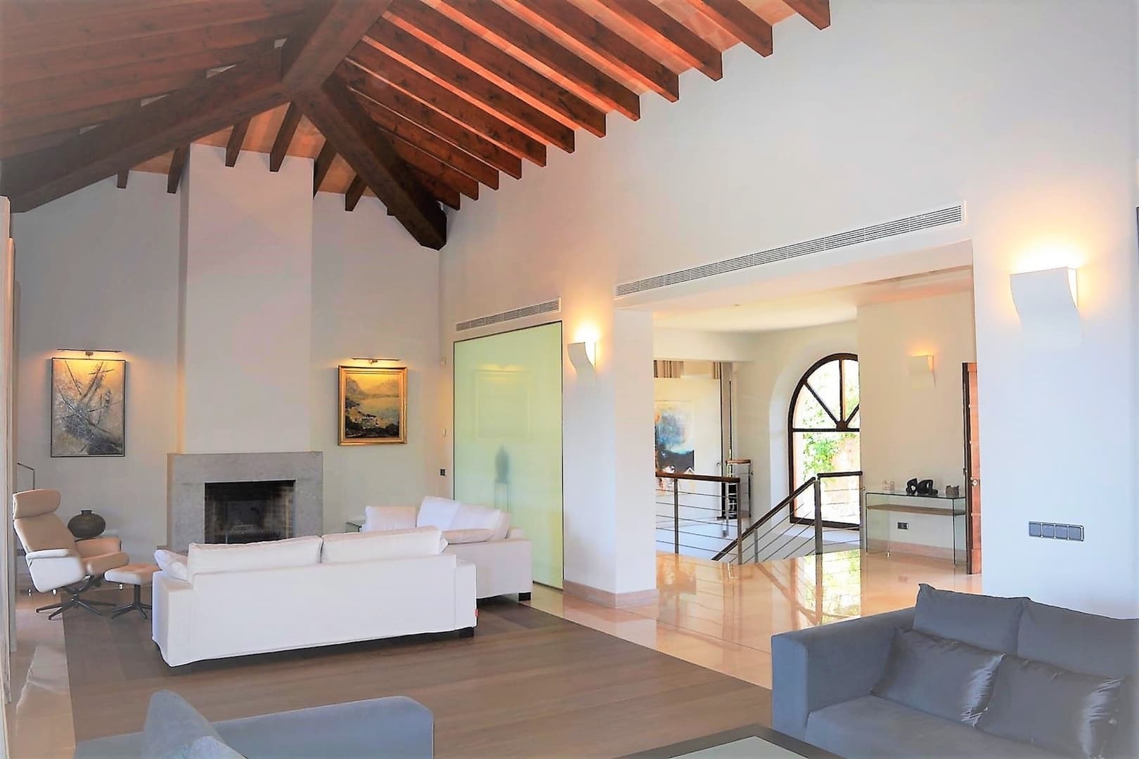 Gallery Image 9