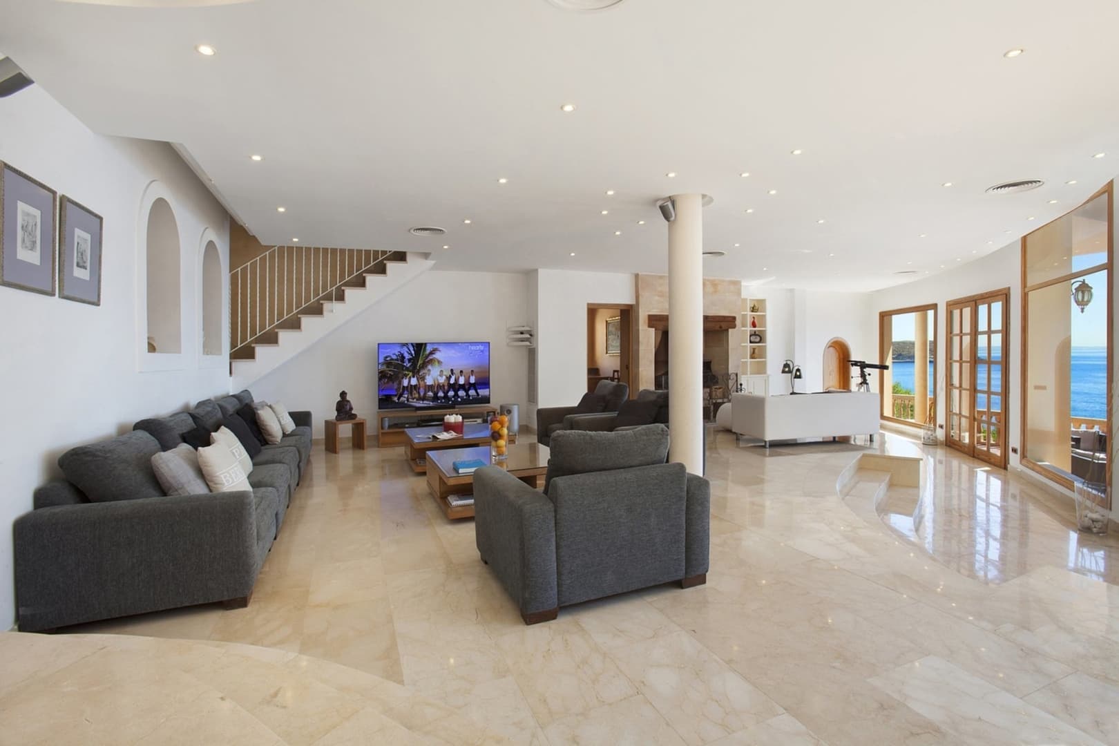 Gallery Image 9