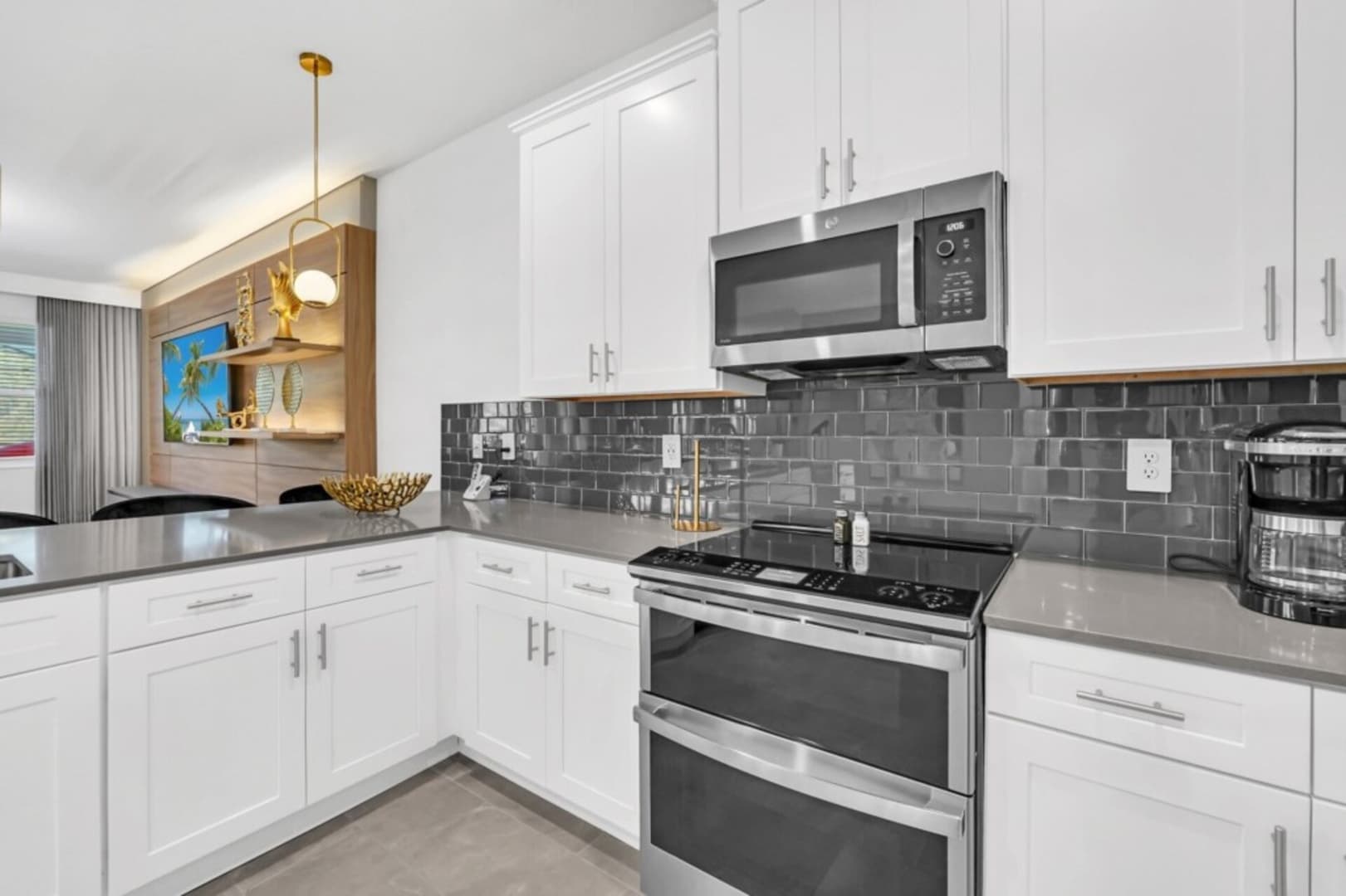 Gallery Image 1808